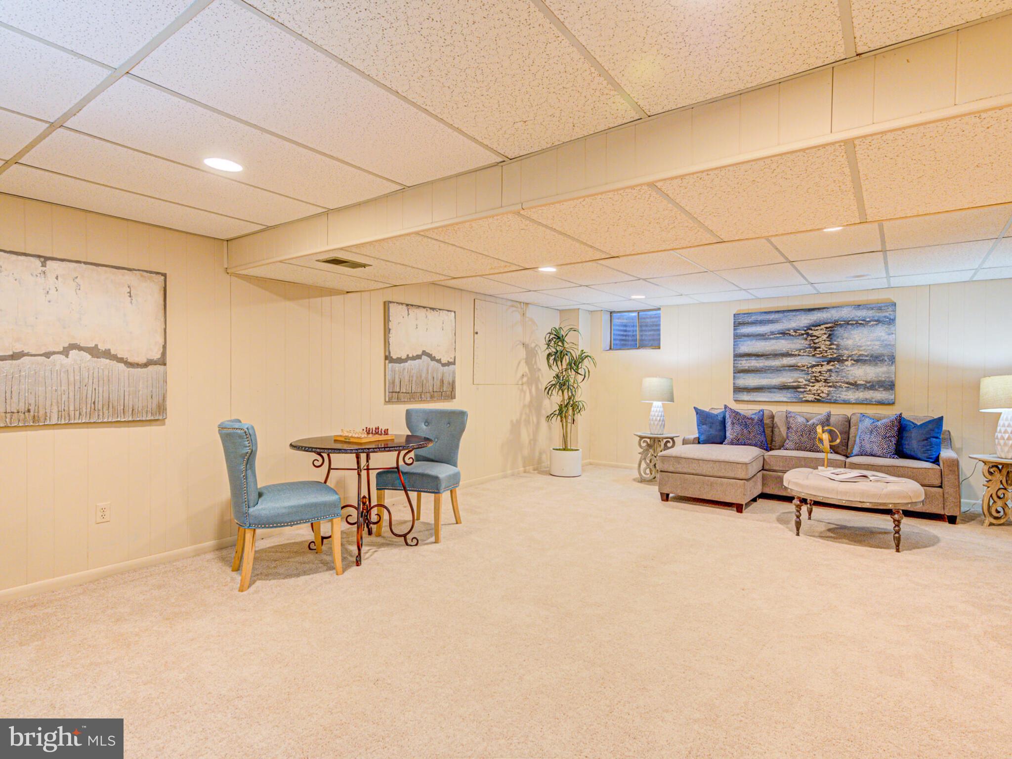 MARLBOROUGH - Residential