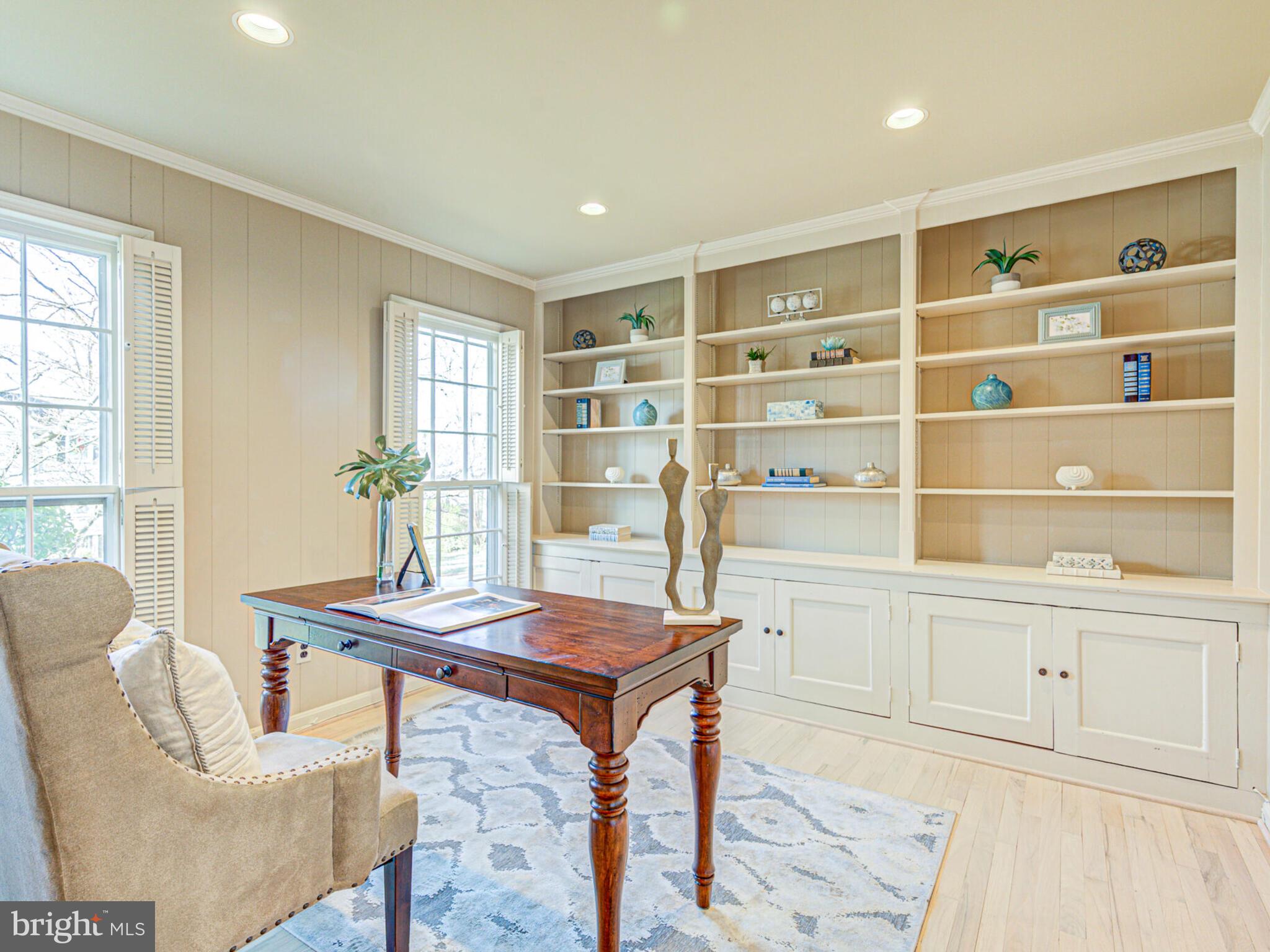 MARLBOROUGH - Residential