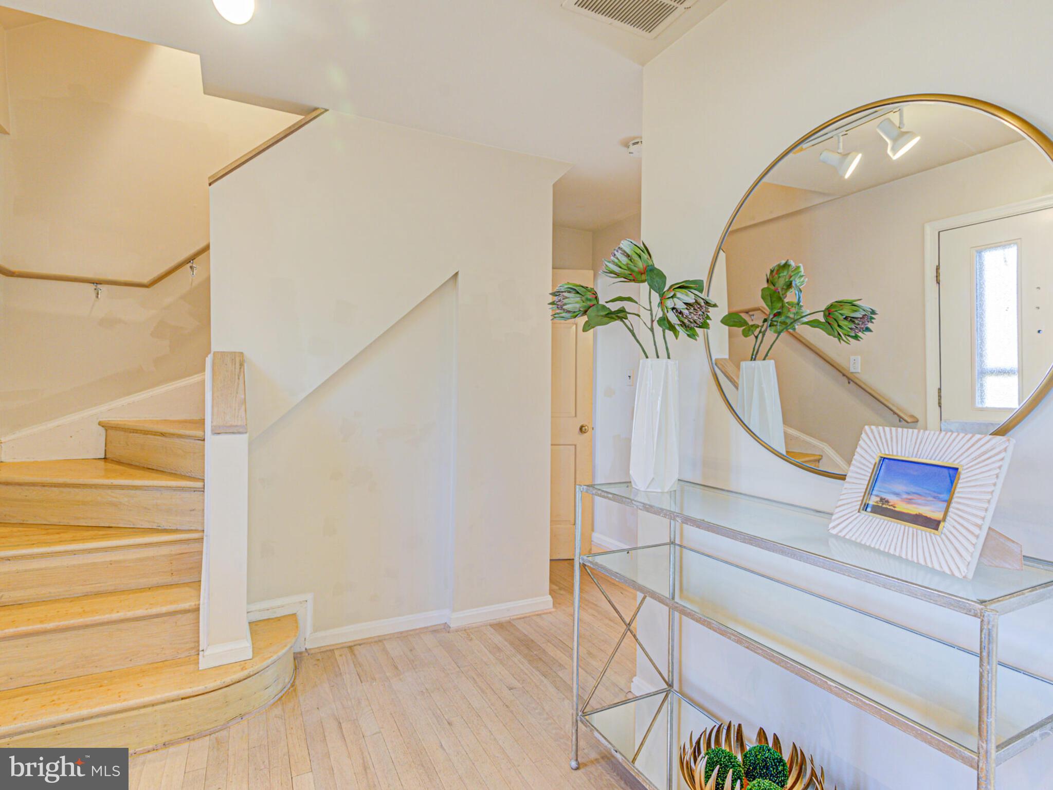 MARLBOROUGH - Residential