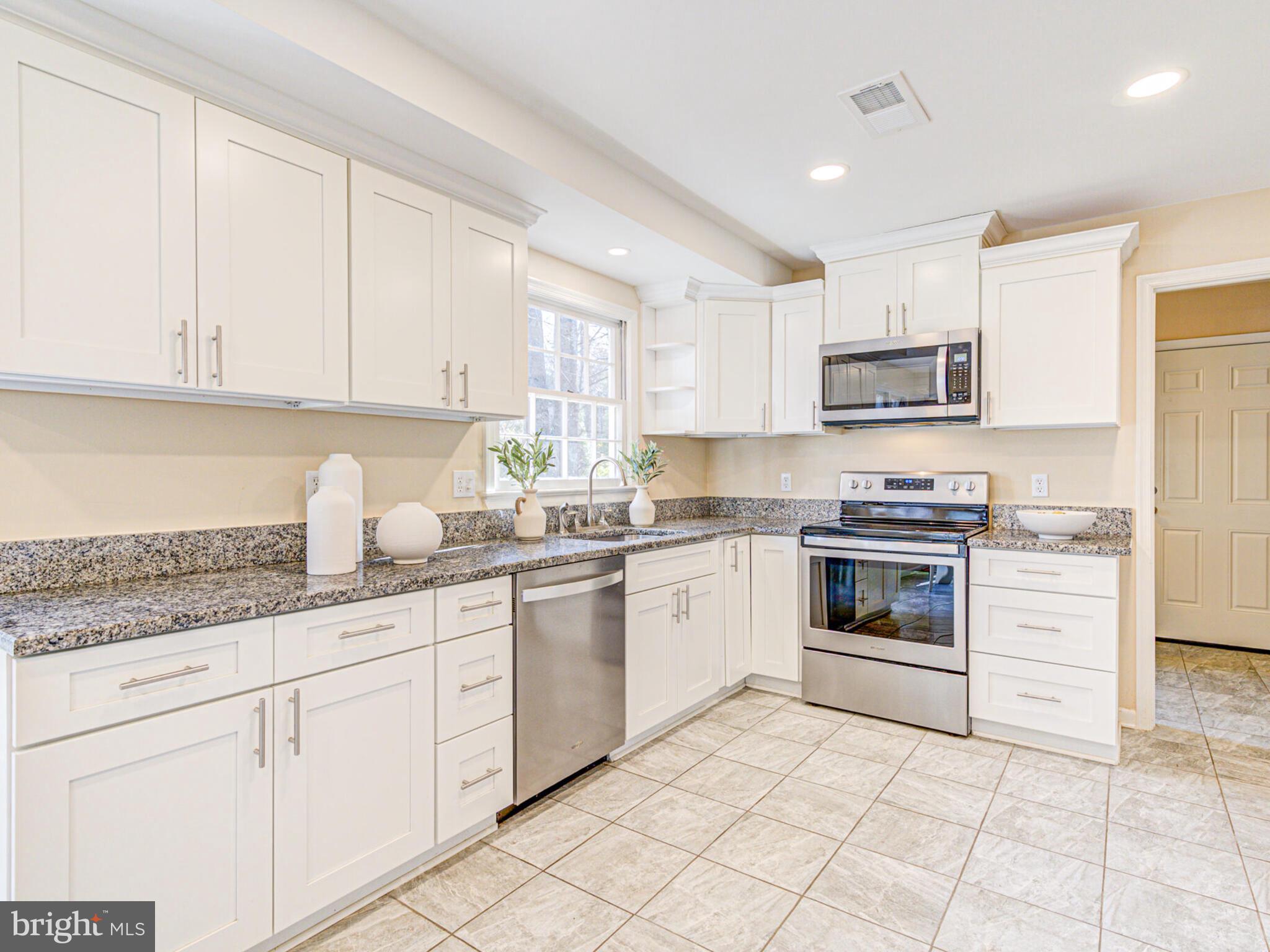 MARLBOROUGH - Residential