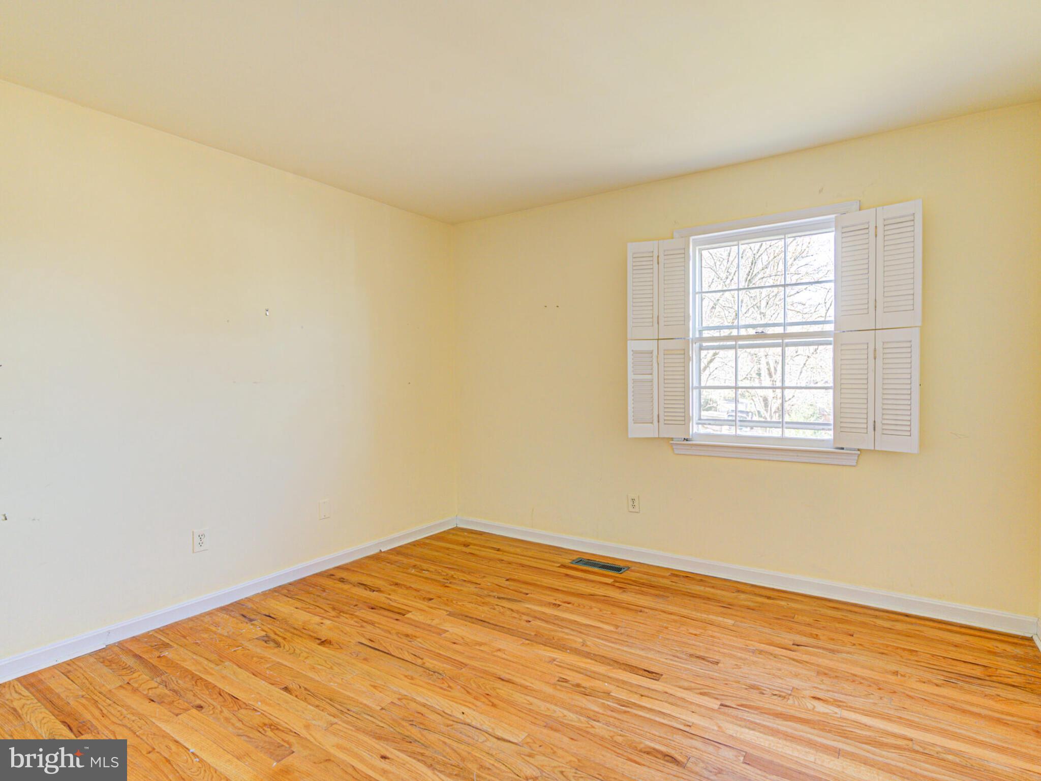 MARLBOROUGH - Residential