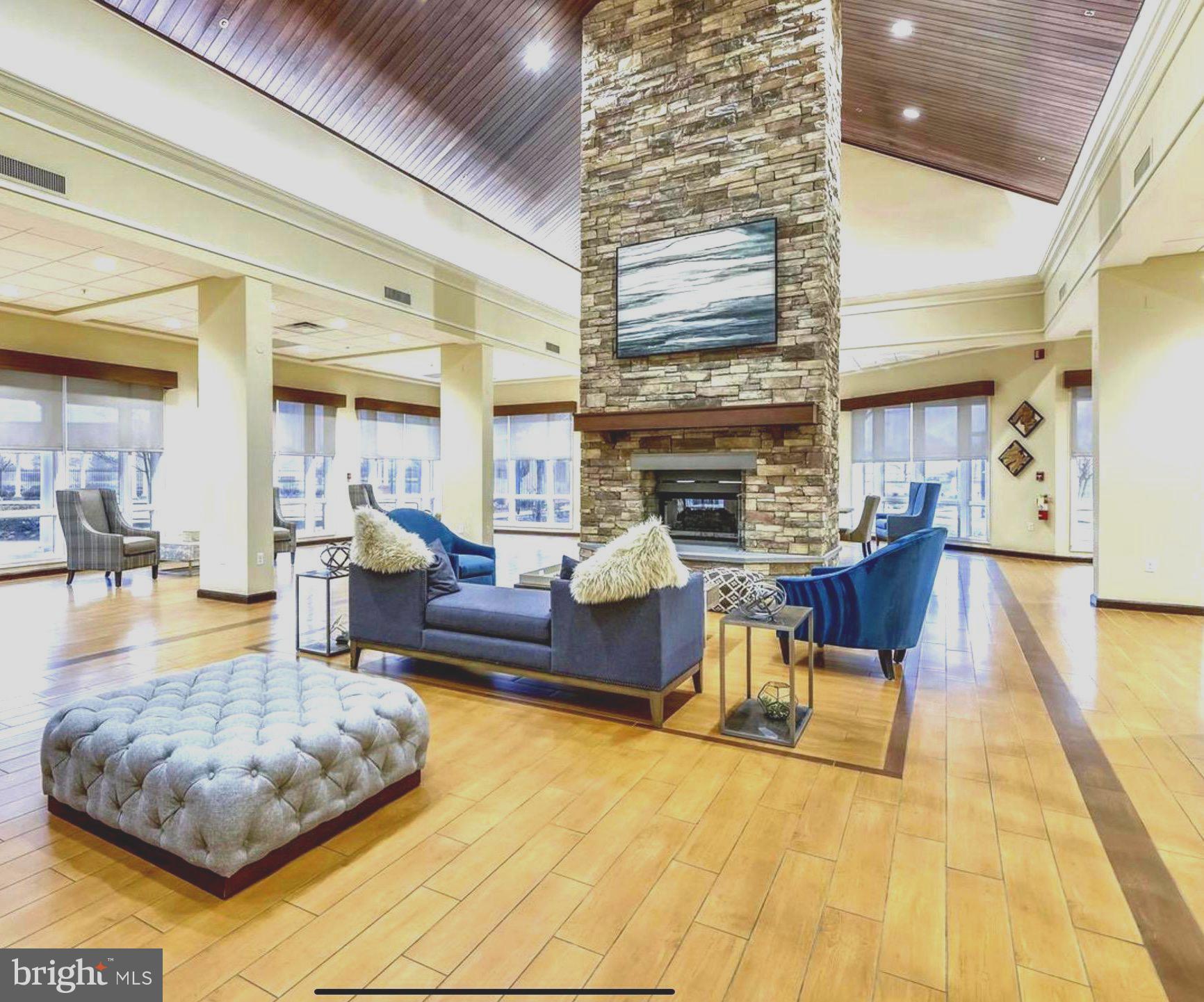 CEDAR RIDGE - Residential