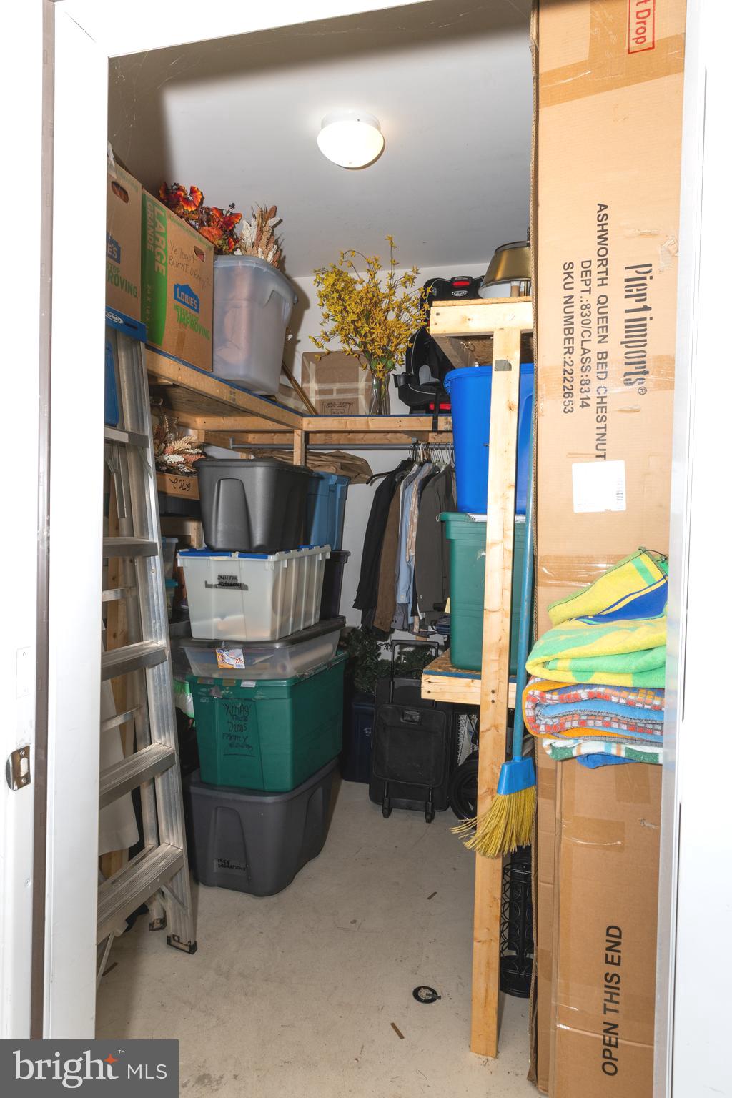 CEDAR RIDGE - Residential