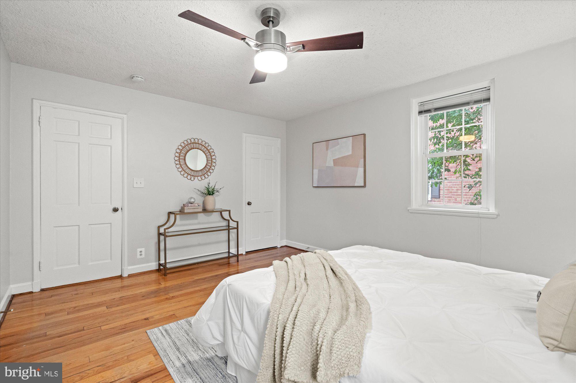 FAIRLINGTON MEWS - Residential