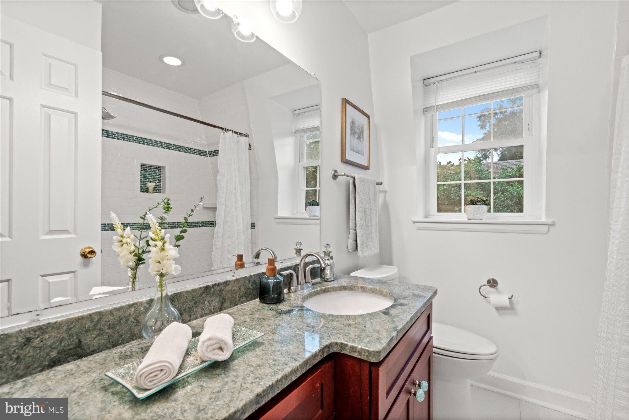 FAIRLINGTON MEWS - Residential