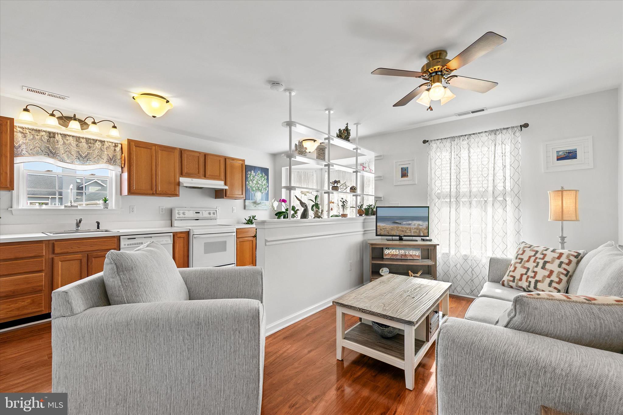 CANAL VILLAGE - Residential