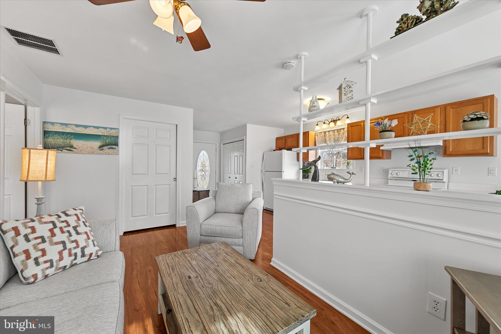 CANAL VILLAGE - Residential