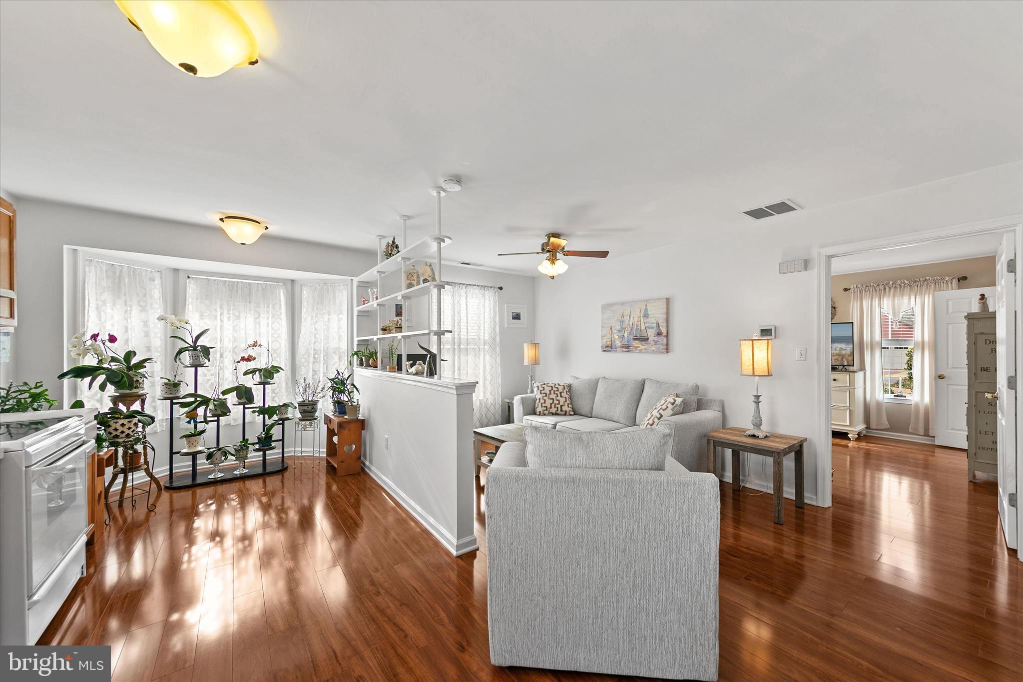 CANAL VILLAGE - Residential