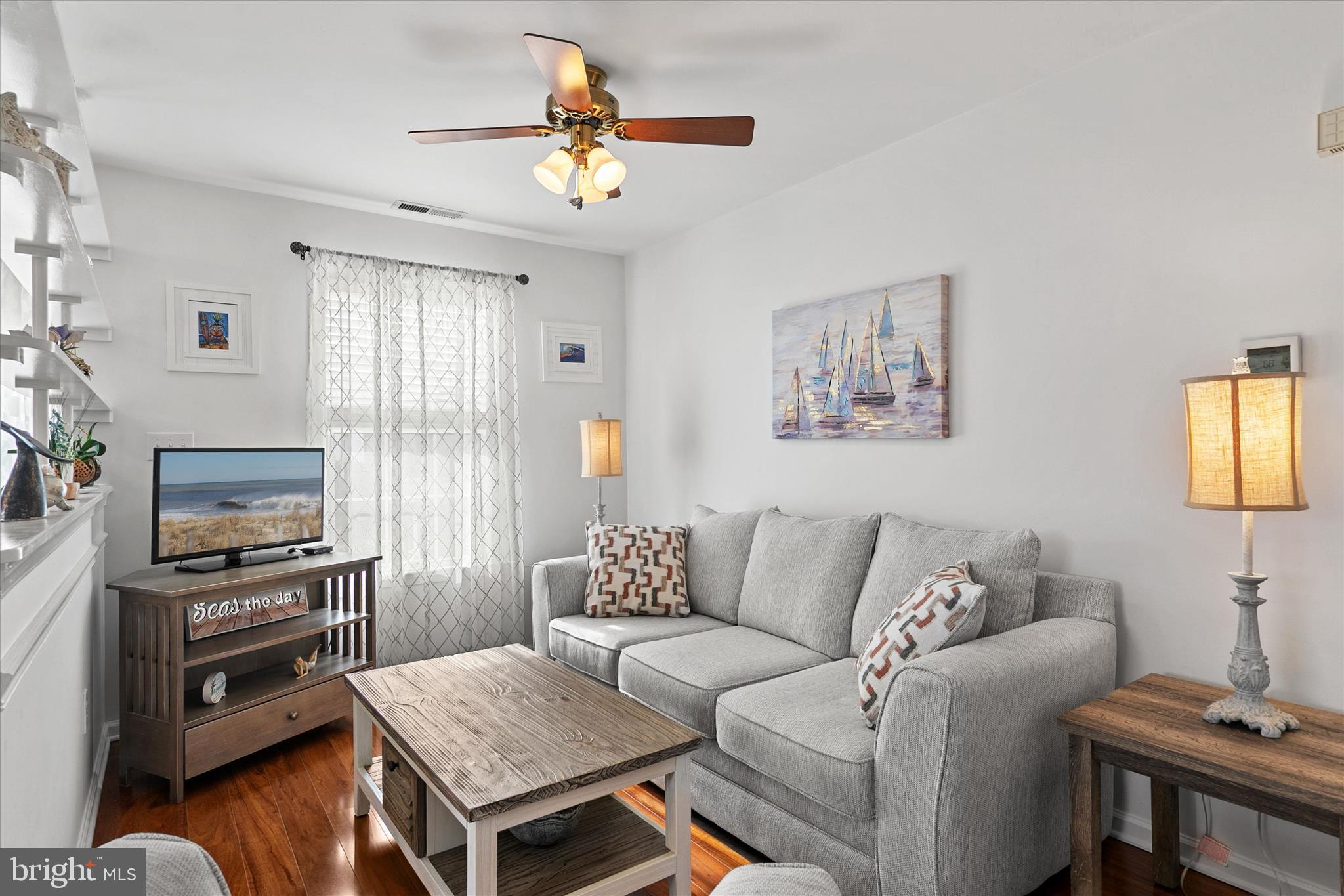 CANAL VILLAGE - Residential