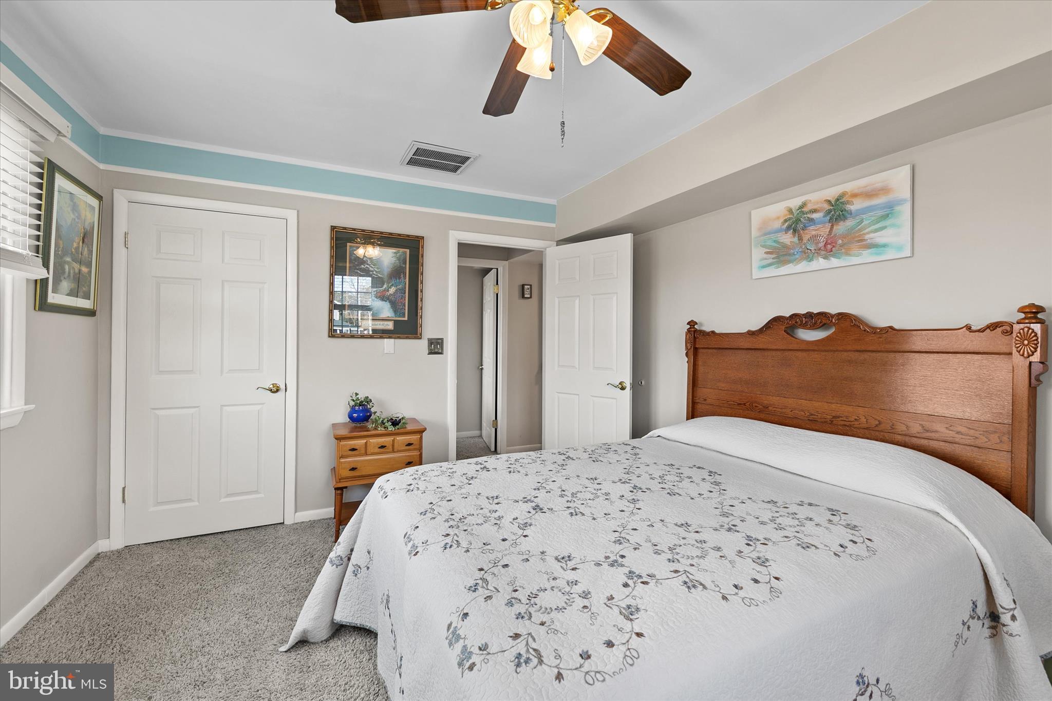 CANAL VILLAGE - Residential