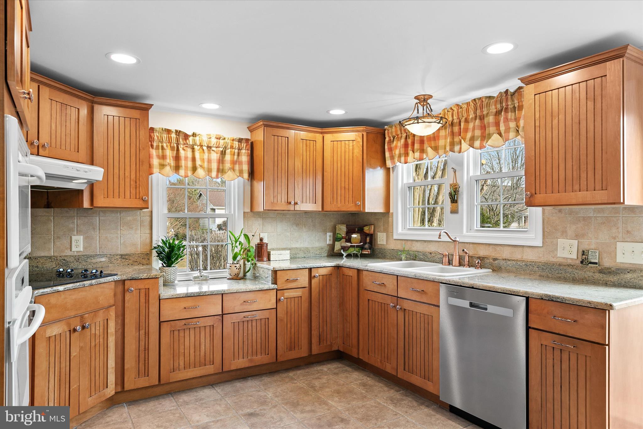 CANAL VILLAGE - Residential