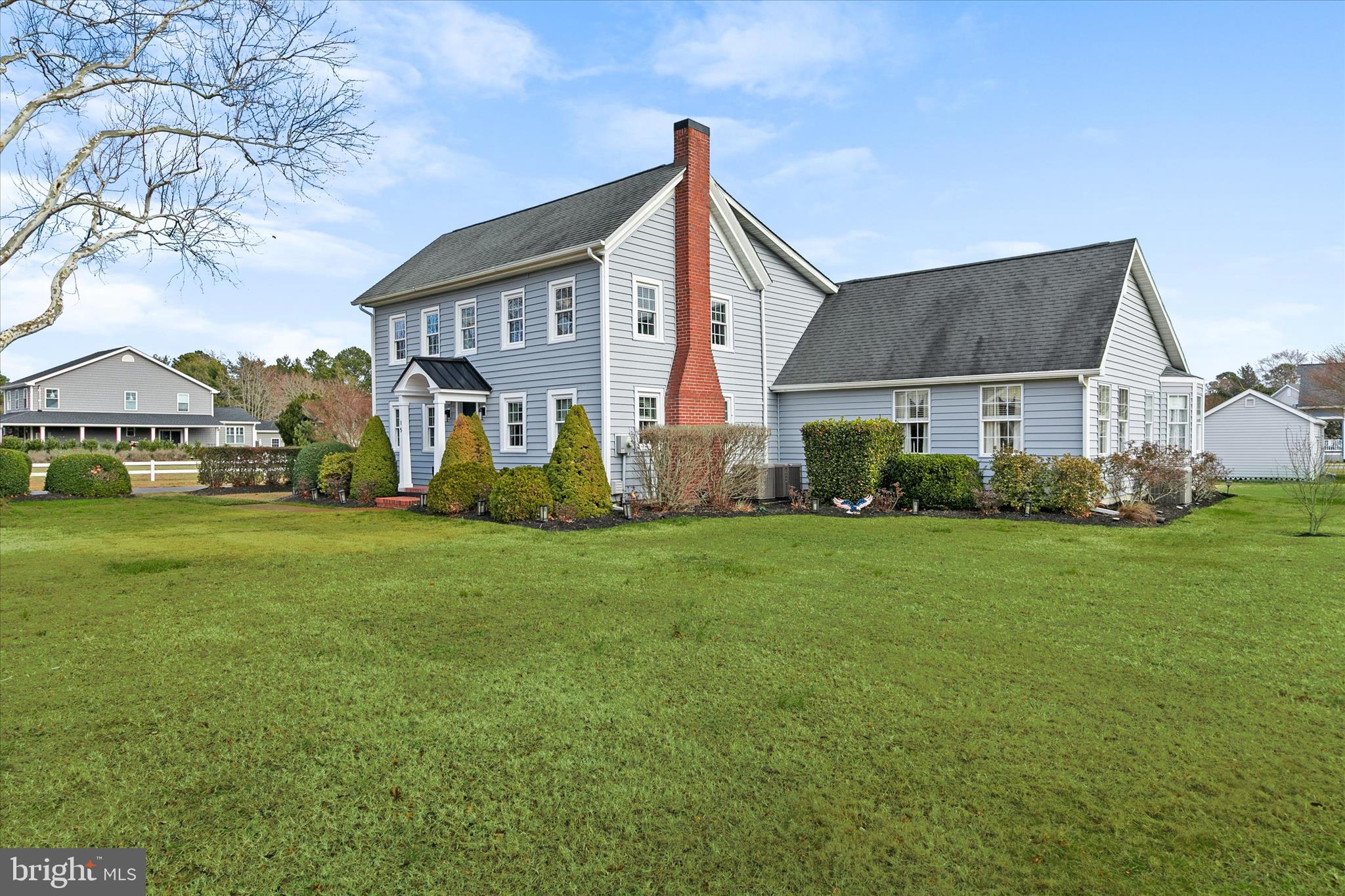 CANAL VILLAGE - Residential