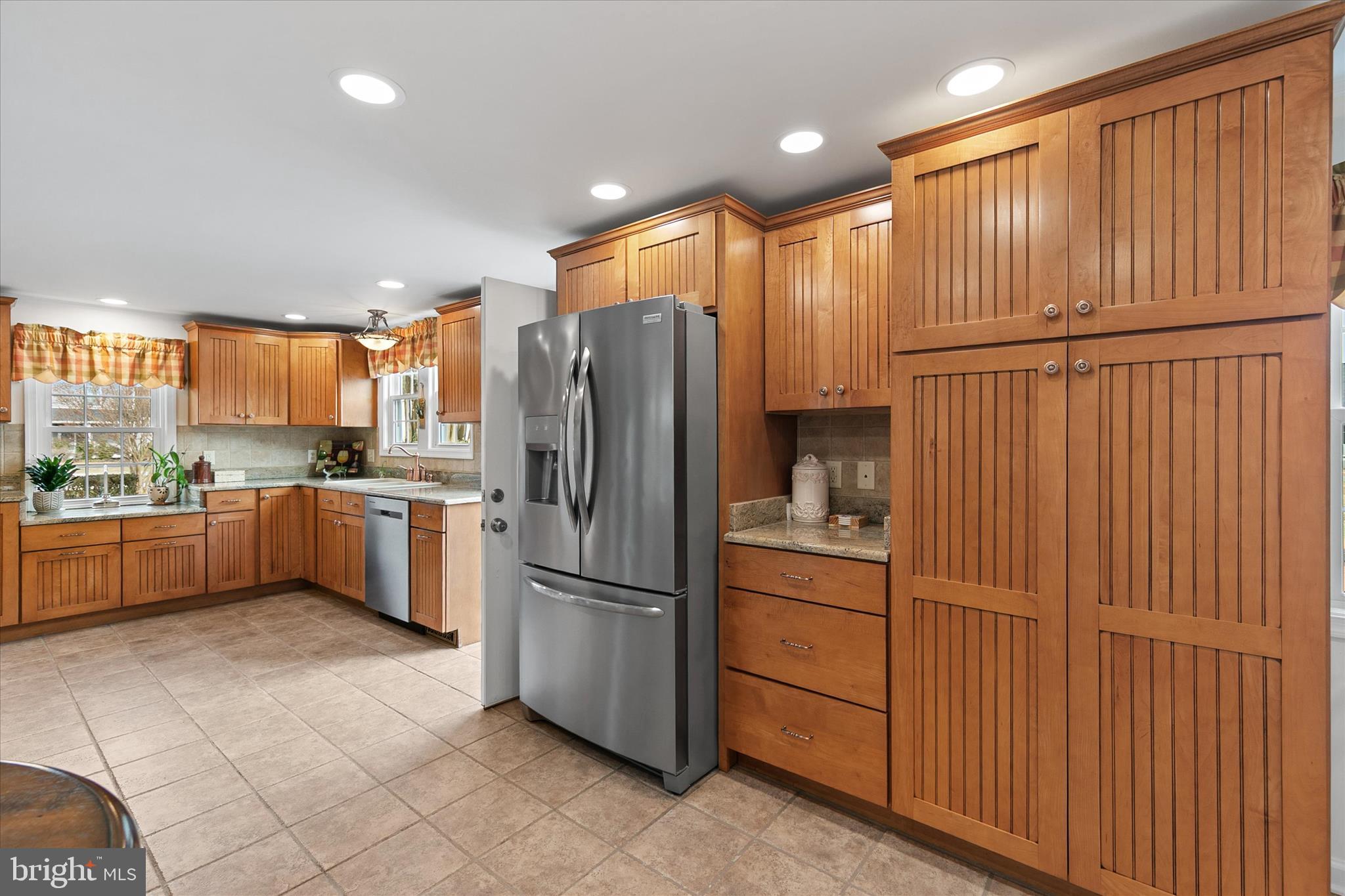 CANAL VILLAGE - Residential