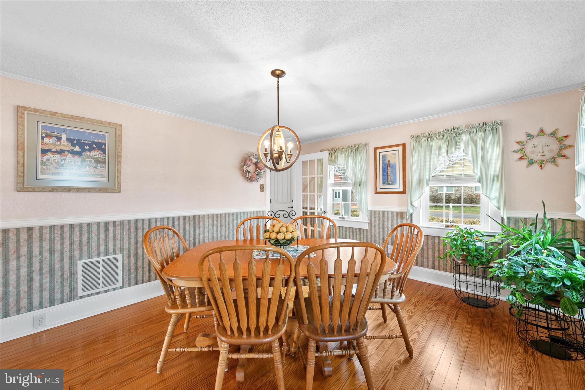 CANAL VILLAGE - Residential