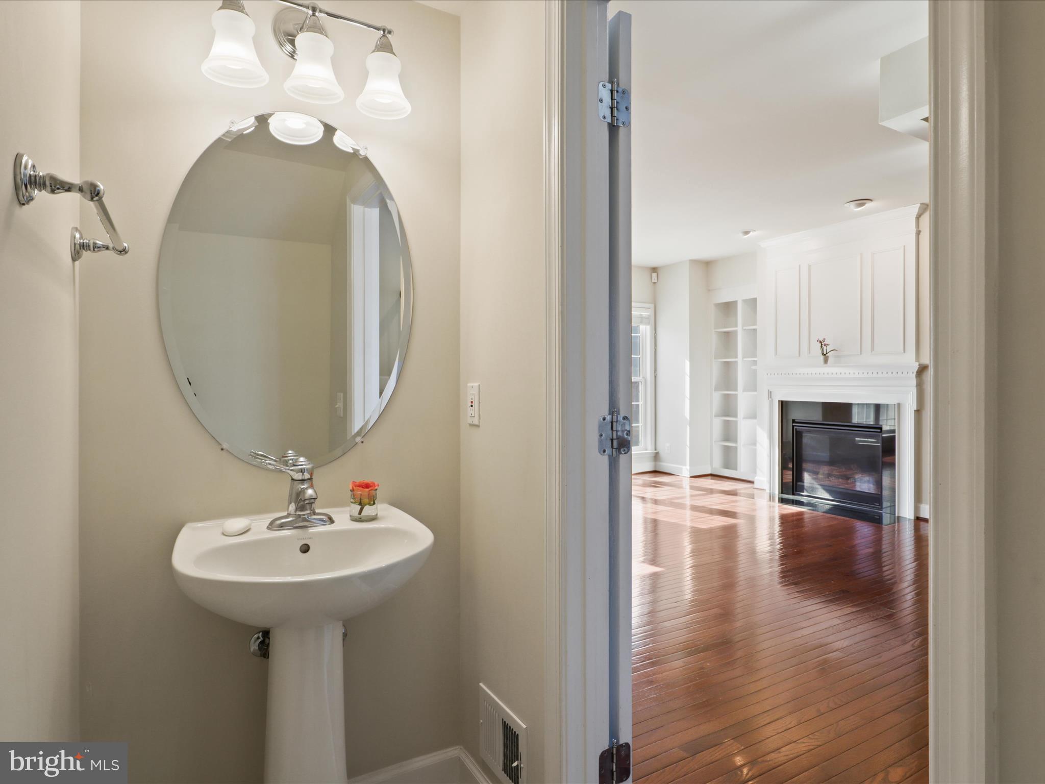 POTOMAC CLUB - Residential