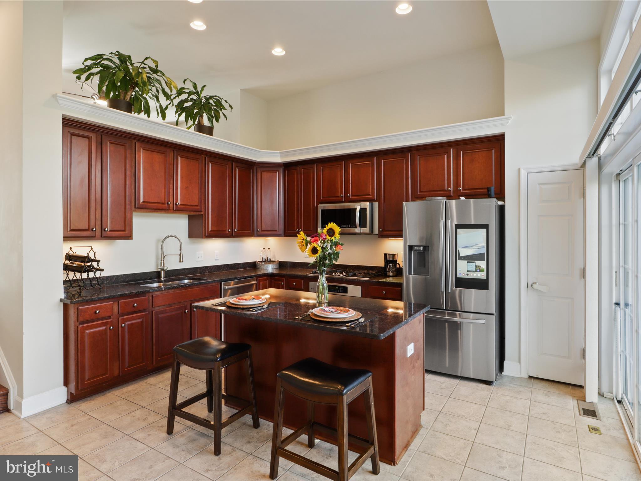 POTOMAC CLUB - Residential