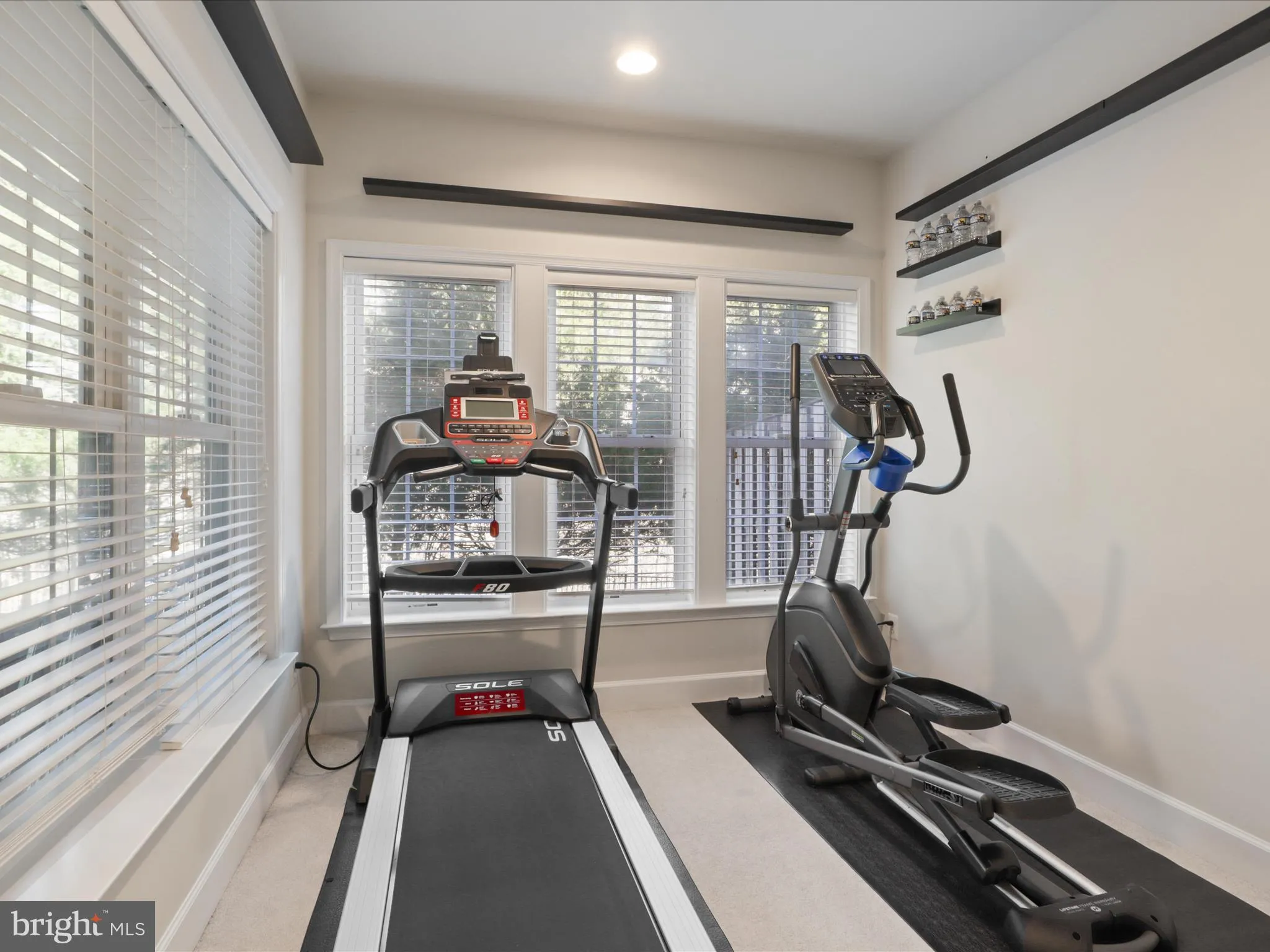 Woodbridge, Virginia 22191, United States, 3 Bedrooms Bedrooms, ,4 BathroomsBathrooms,Residential,Contingent,76566