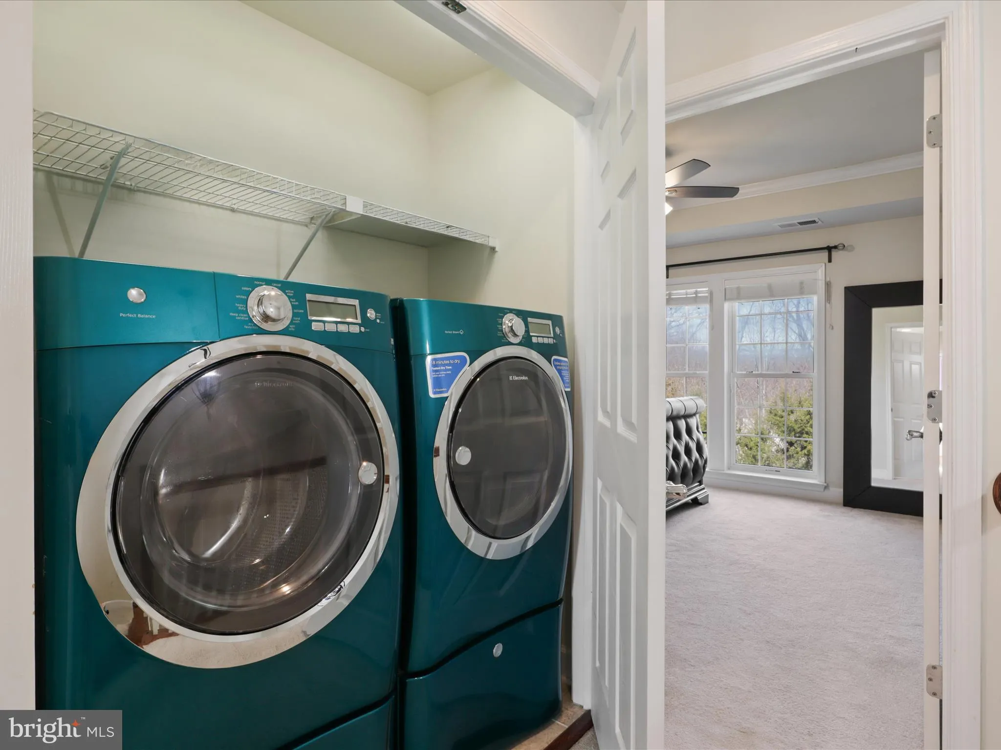 Woodbridge, Virginia 22191, United States, 3 Bedrooms Bedrooms, ,4 BathroomsBathrooms,Residential,Contingent,76566