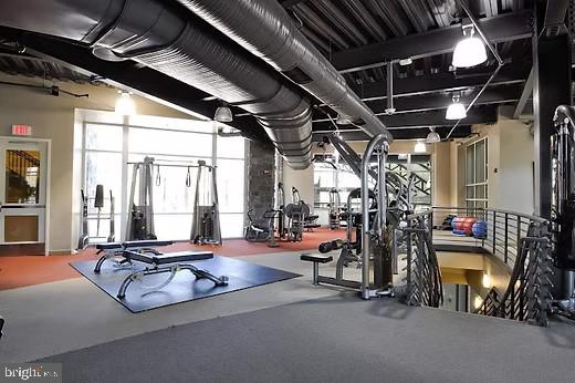 POTOMAC CLUB - Residential