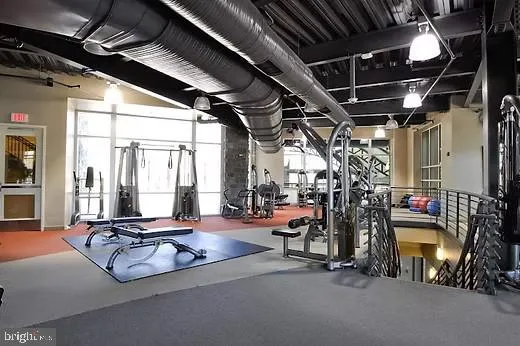 Woodbridge, Virginia 22191, United States, 3 Bedrooms Bedrooms, ,4 BathroomsBathrooms,Residential,Contingent,76566