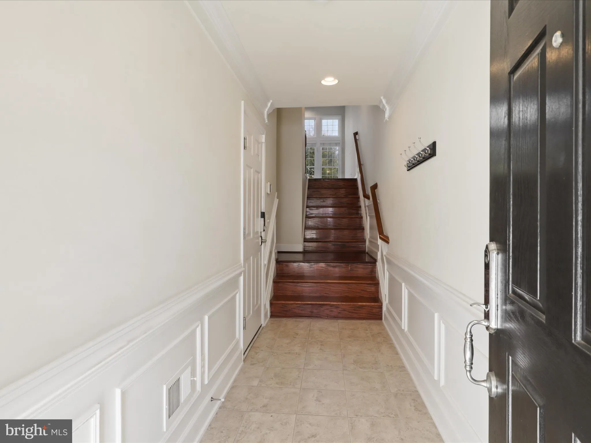 Woodbridge, Virginia 22191, United States, 3 Bedrooms Bedrooms, ,4 BathroomsBathrooms,Residential,Contingent,76566