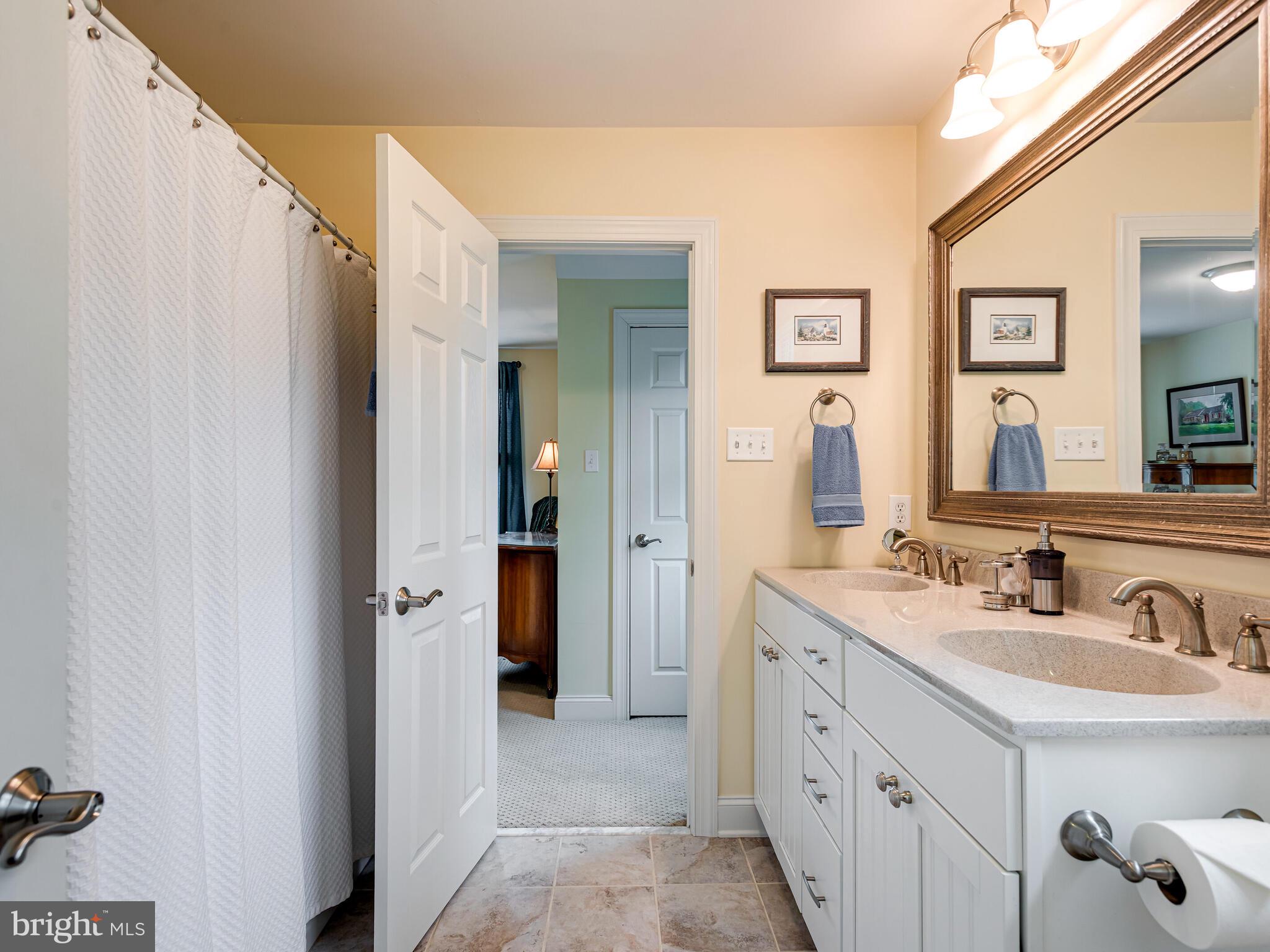 CHESTER SPRINGS - Residential