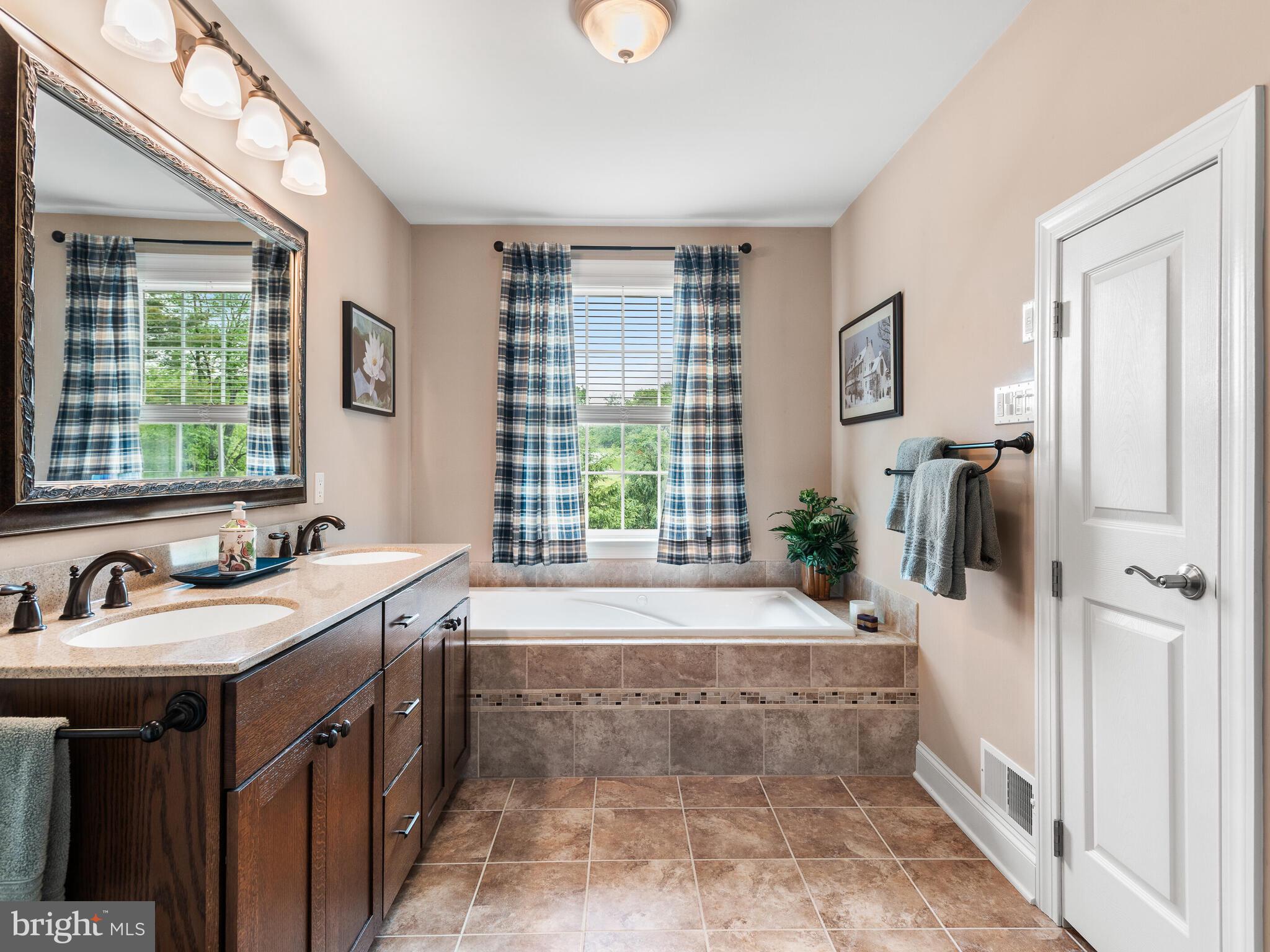 CHESTER SPRINGS - Residential