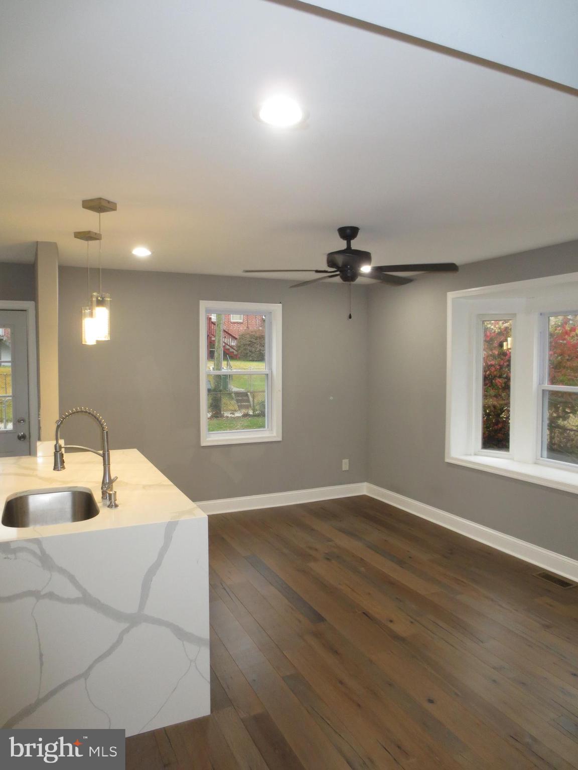 2027 RAMBLEWOOD ROAD