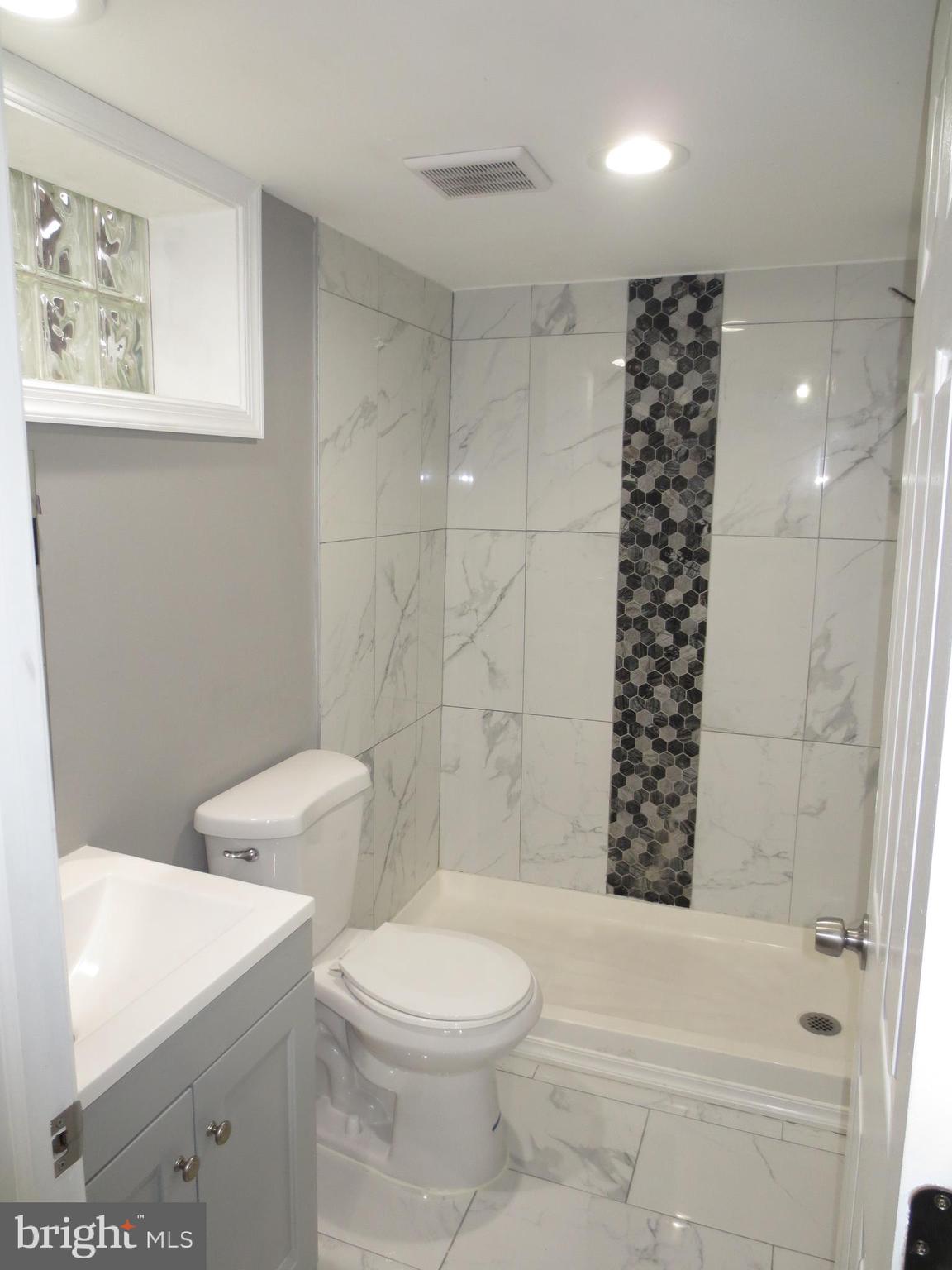 LOCH RAVEN - Residential Lease