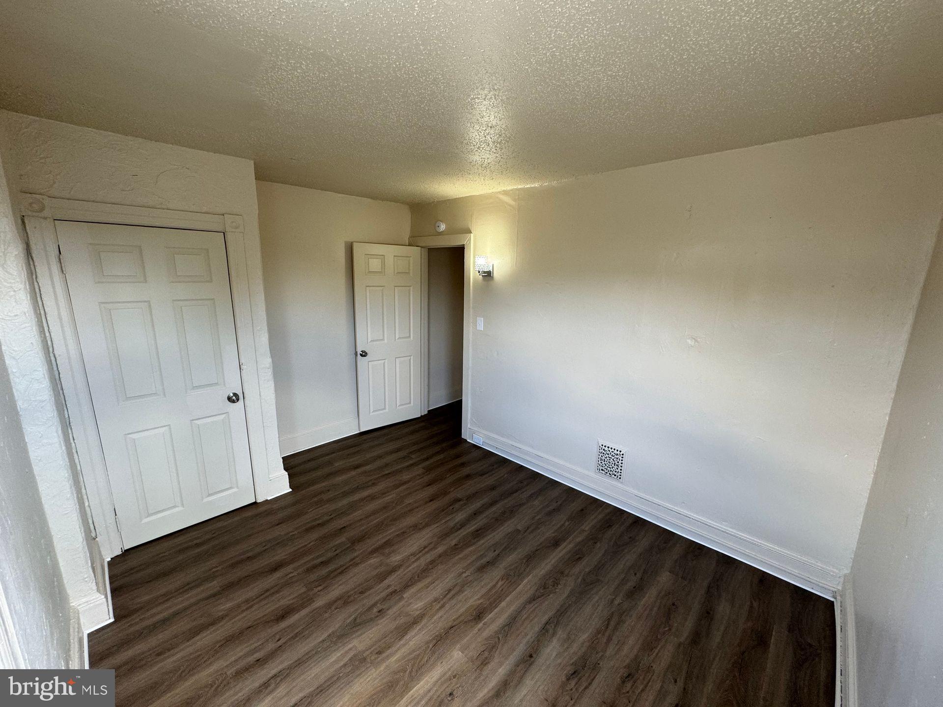 CHESTER CITY - Residential Lease