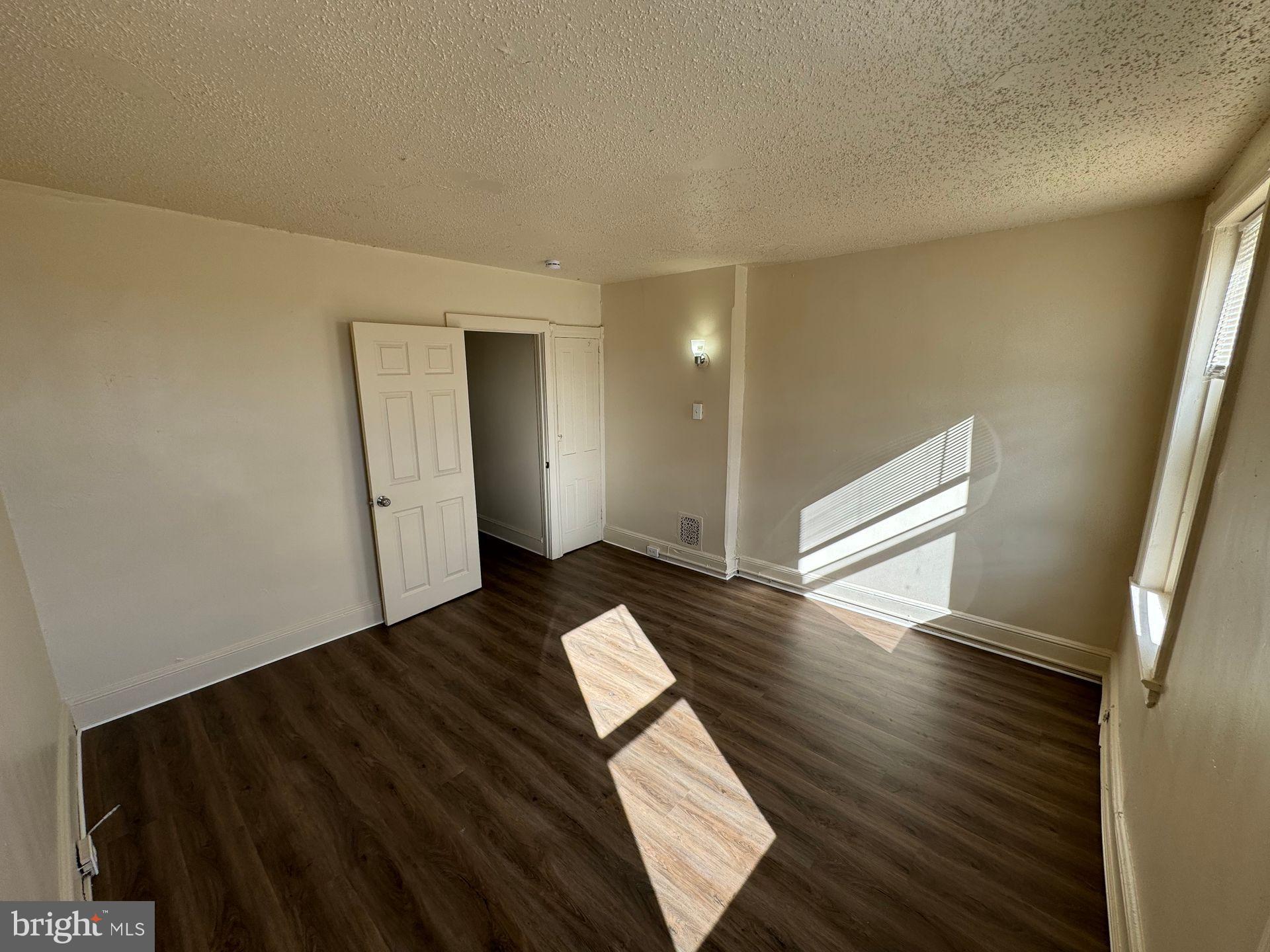 CHESTER CITY - Residential Lease