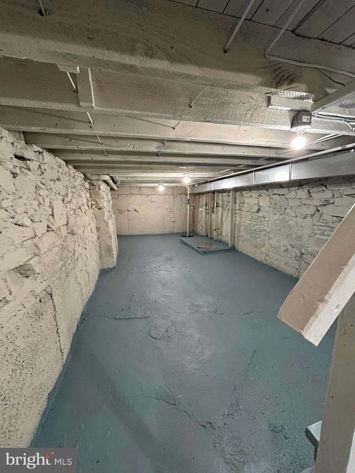 MOUNT CLARE - Residential Lease