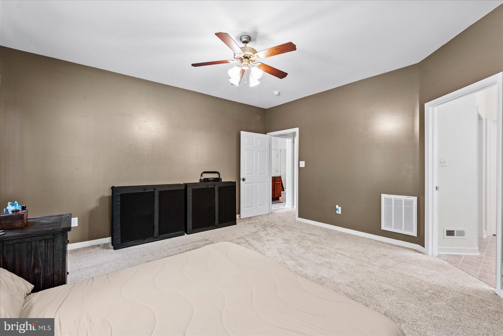 WEEDON ESTATES - Residential