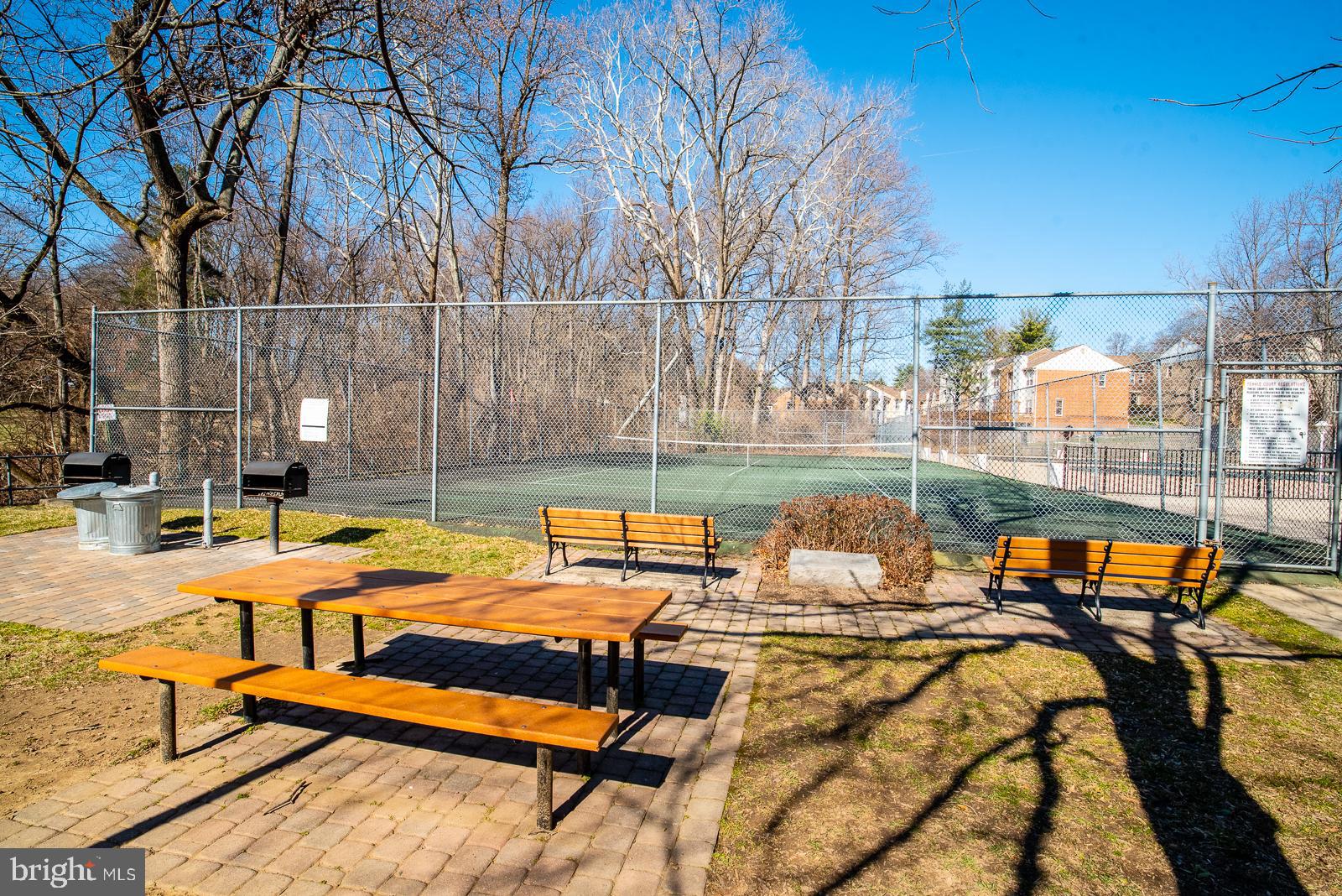 PARKSIDE CONDOMINIUMS - Residential