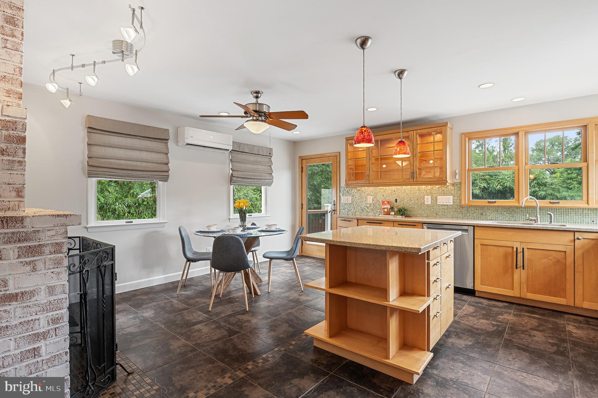 CEDAR PARK - Residential