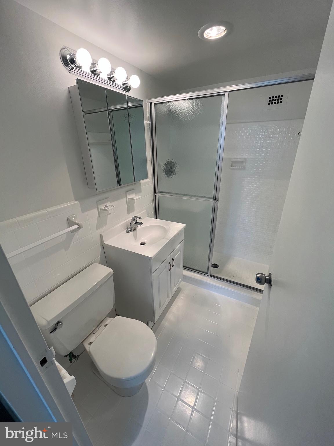 GROSVENOR PARK - Residential Lease