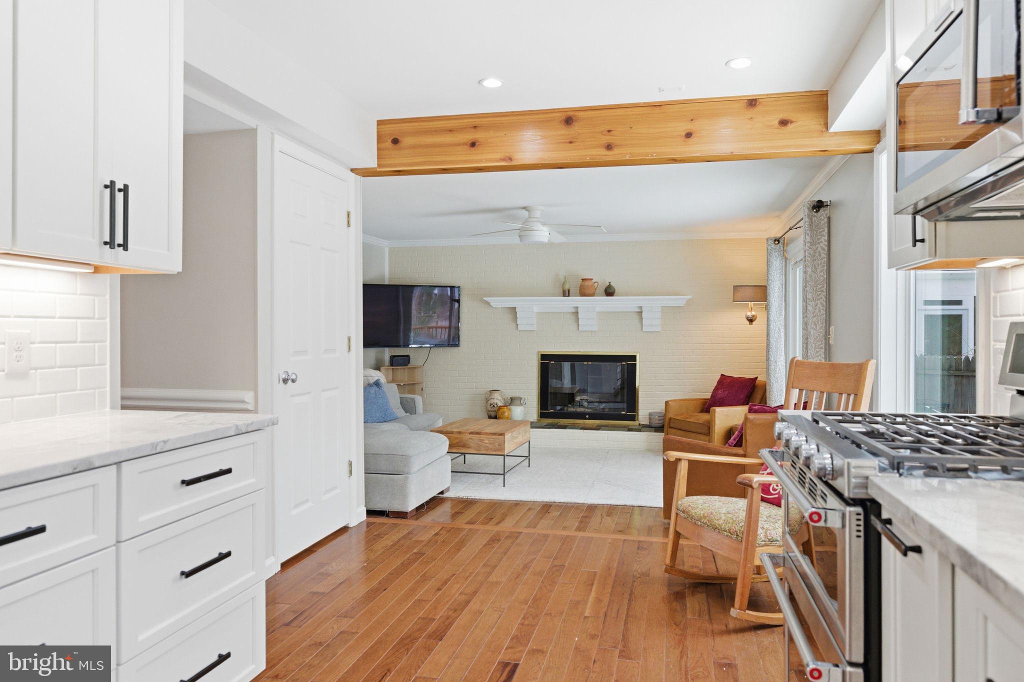 CHALET WOODS - Residential