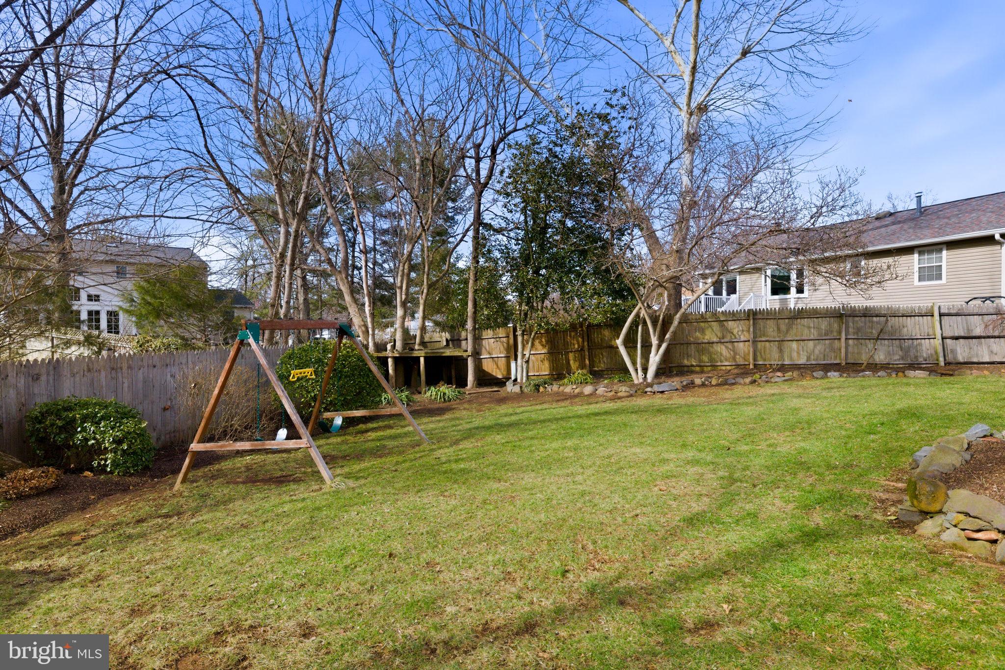 CHALET WOODS - Residential