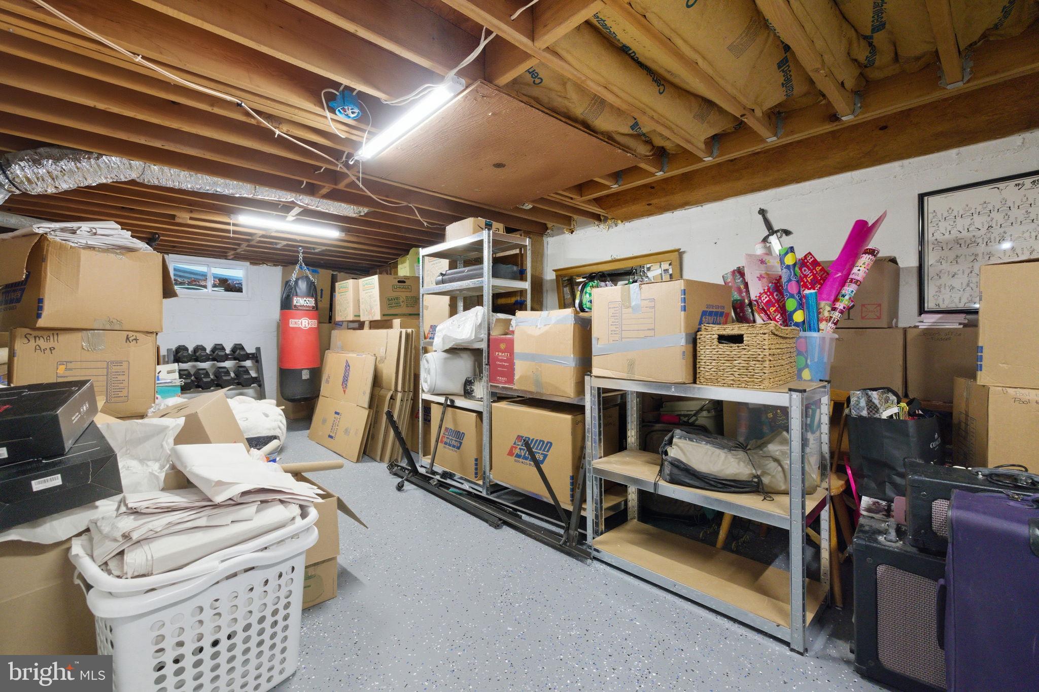 CHALET WOODS - Residential