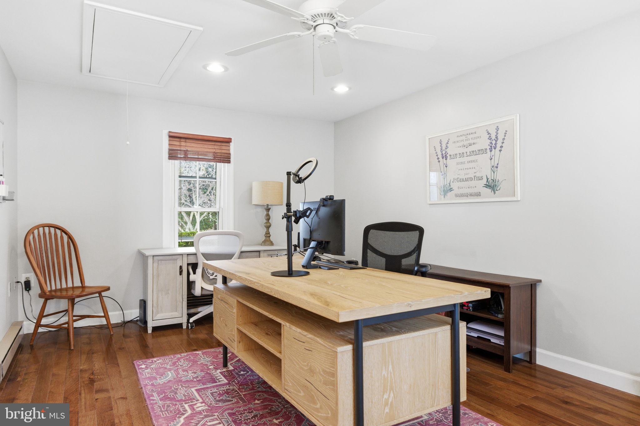 CHALET WOODS - Residential