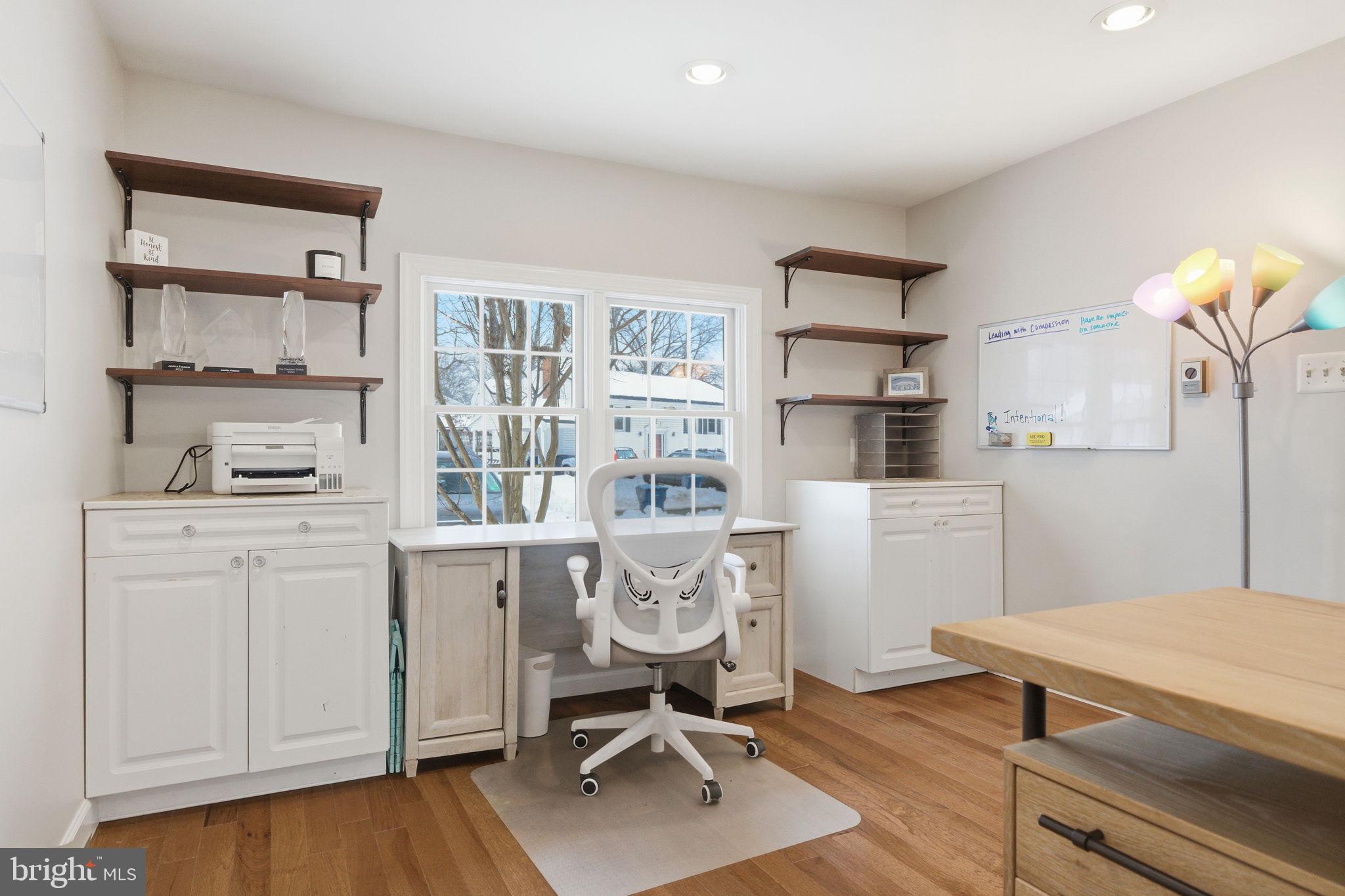 CHALET WOODS - Residential