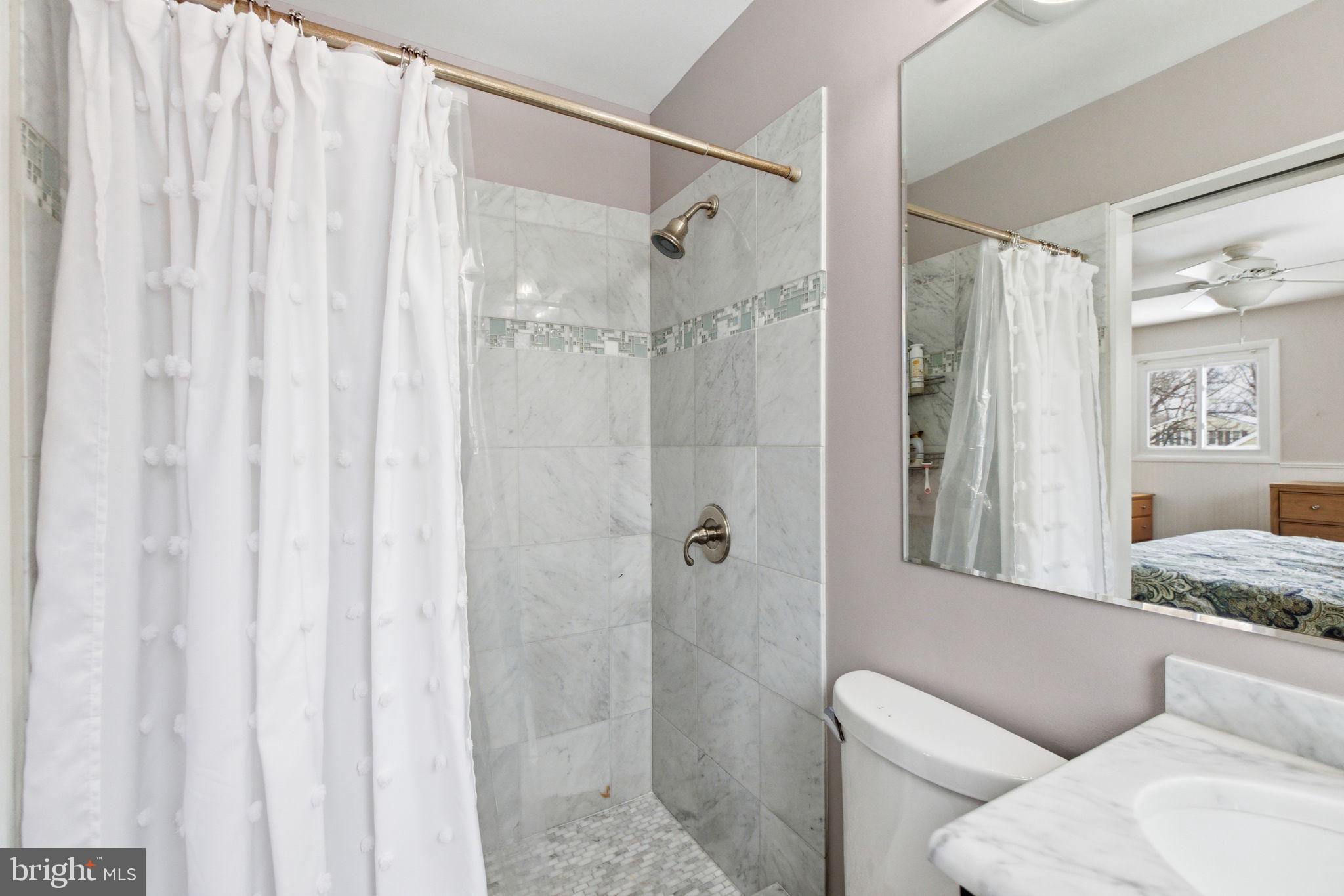 CHALET WOODS - Residential