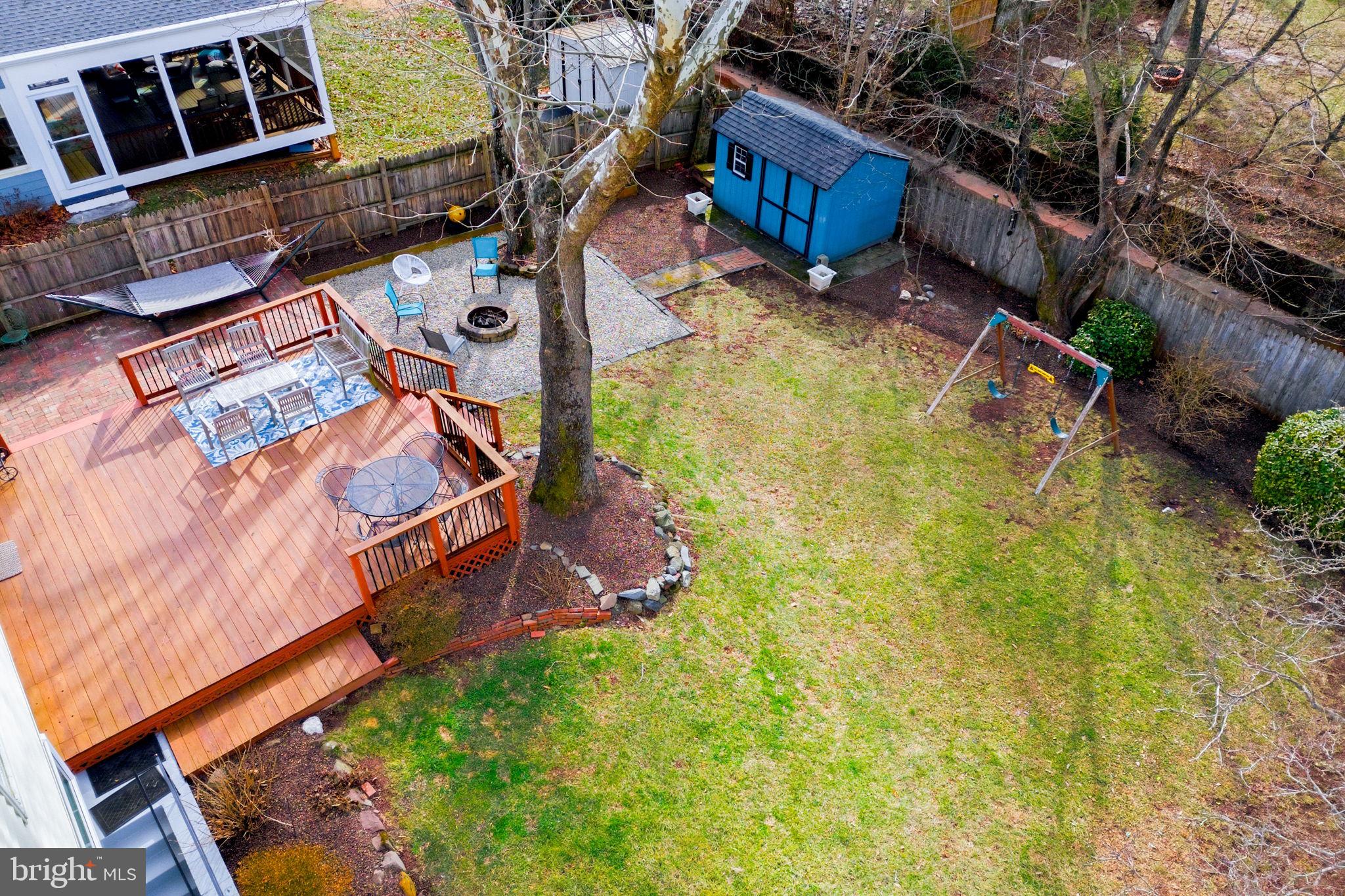 CHALET WOODS - Residential