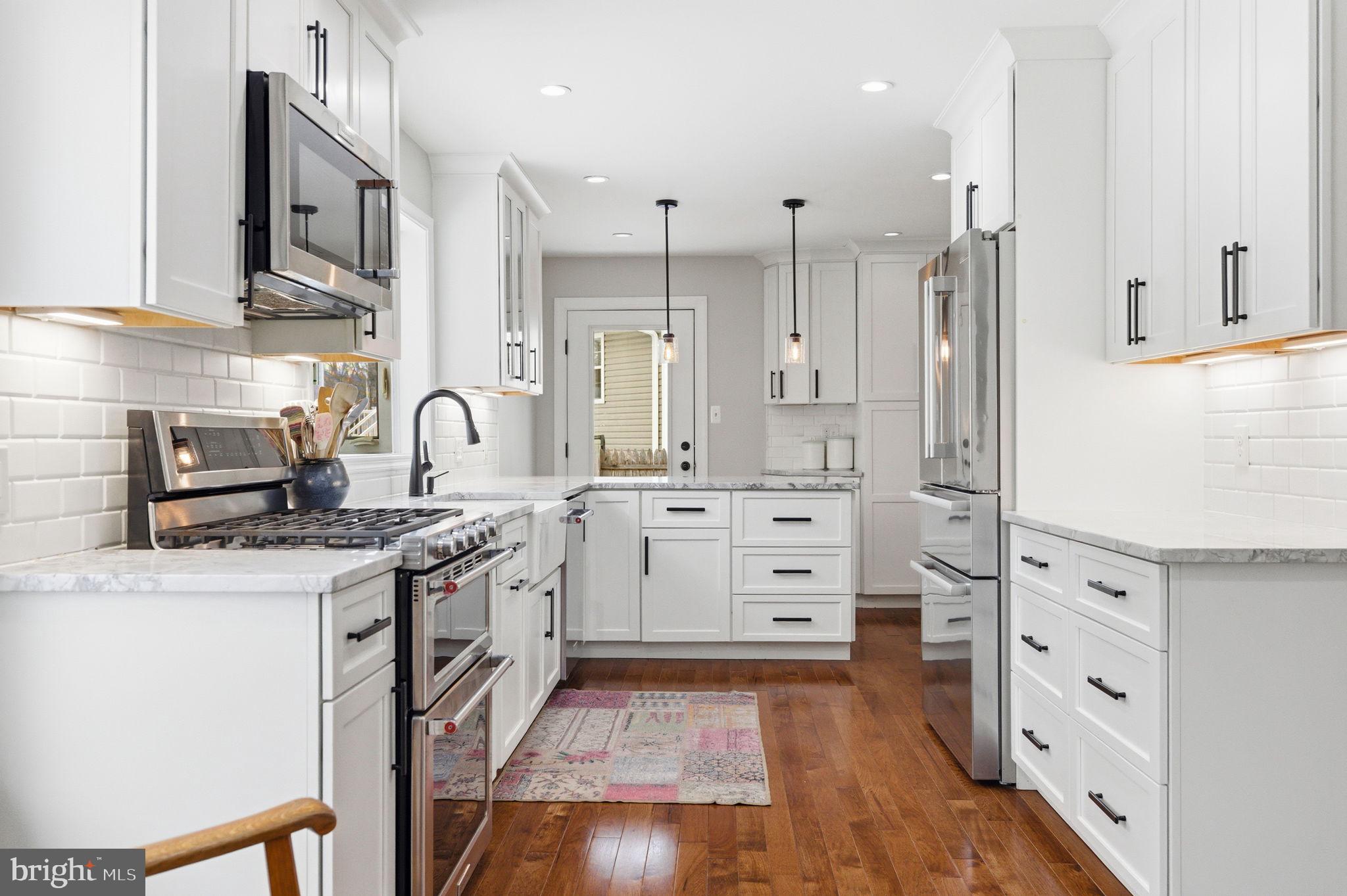 CHALET WOODS - Residential