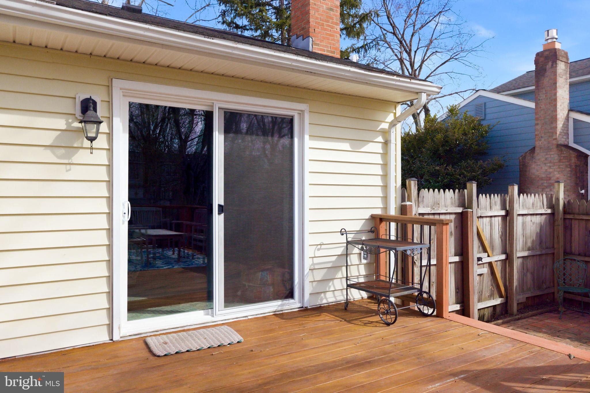 CHALET WOODS - Residential