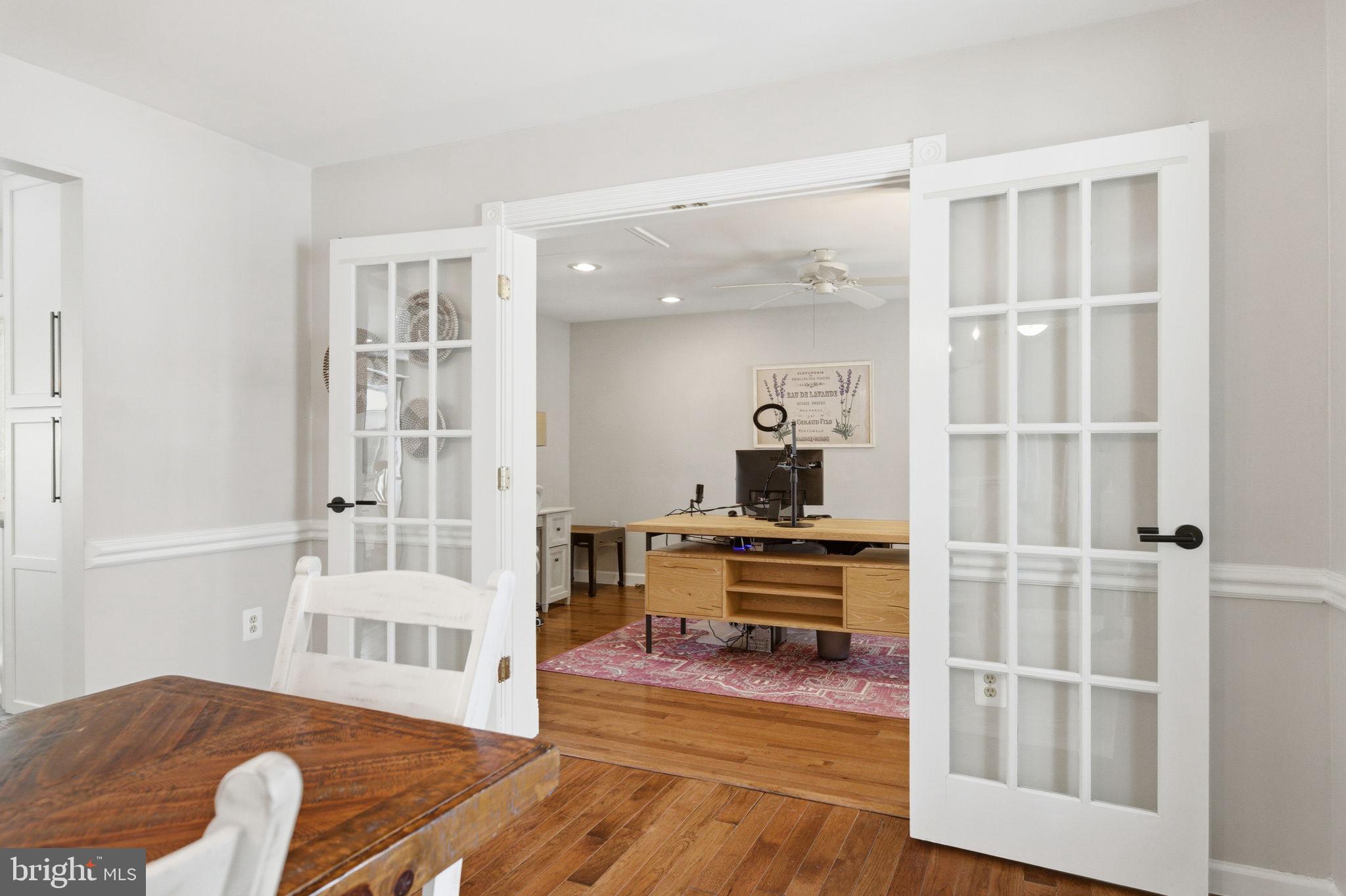 CHALET WOODS - Residential