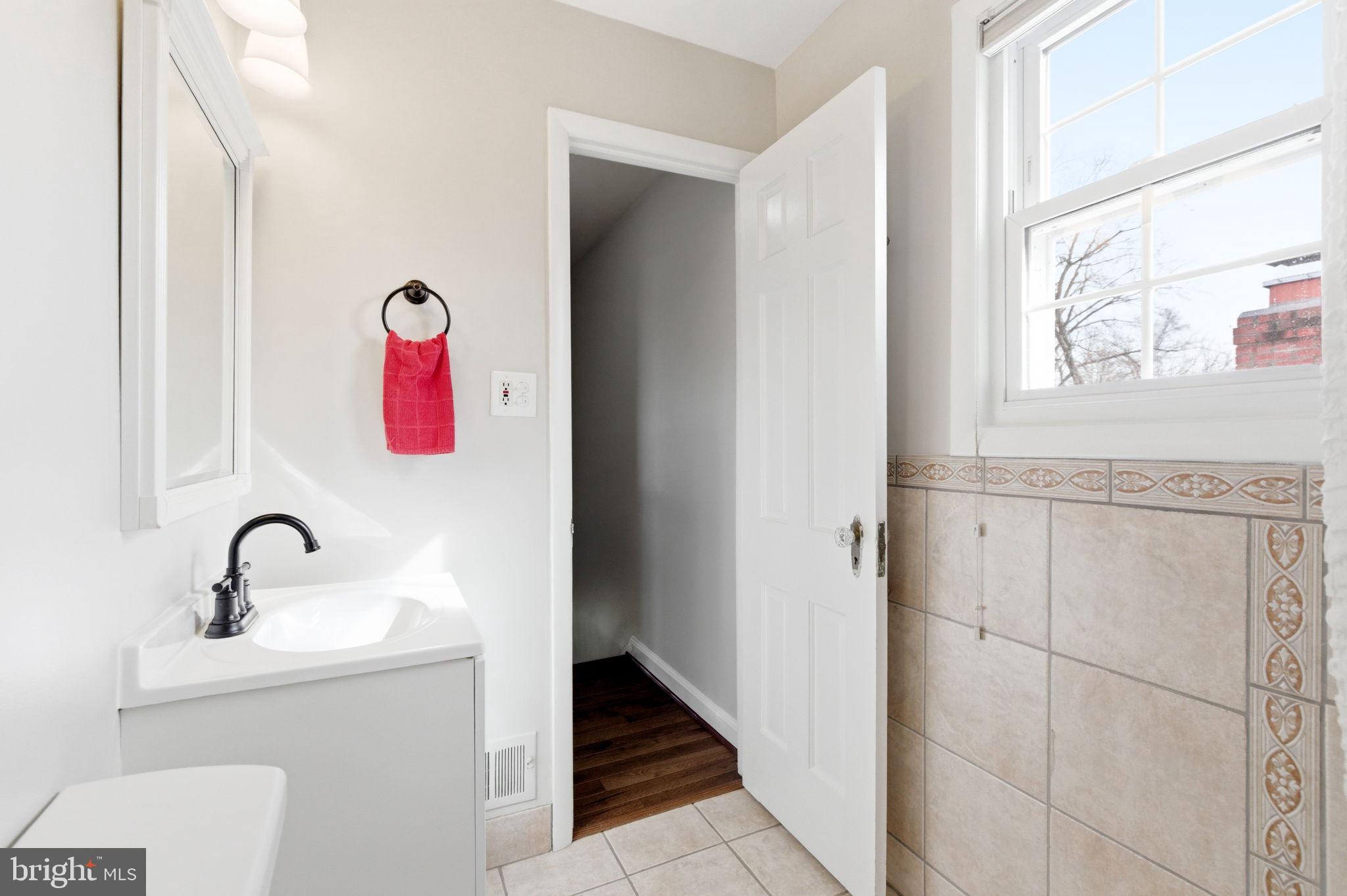 CHALET WOODS - Residential