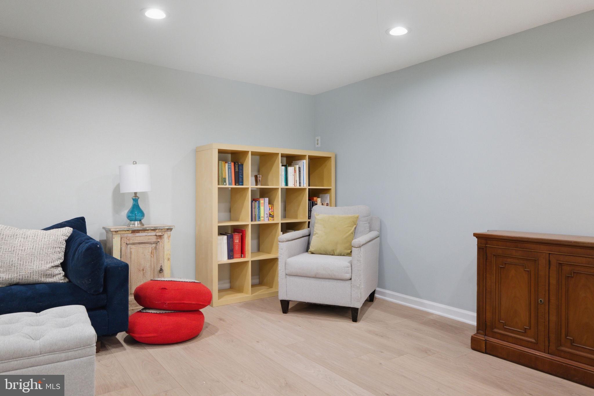 CHALET WOODS - Residential