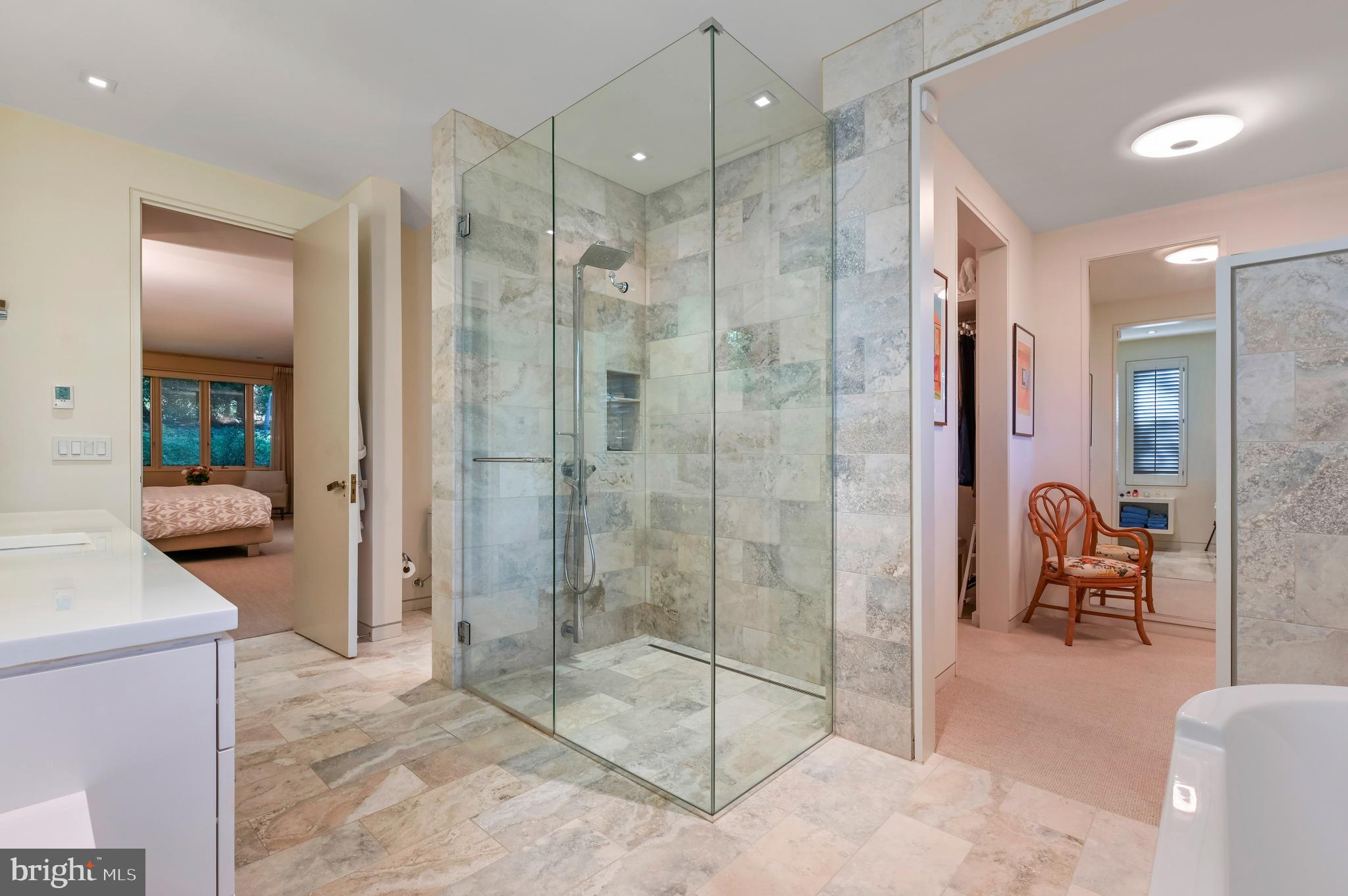 ROCKLAND - Residential