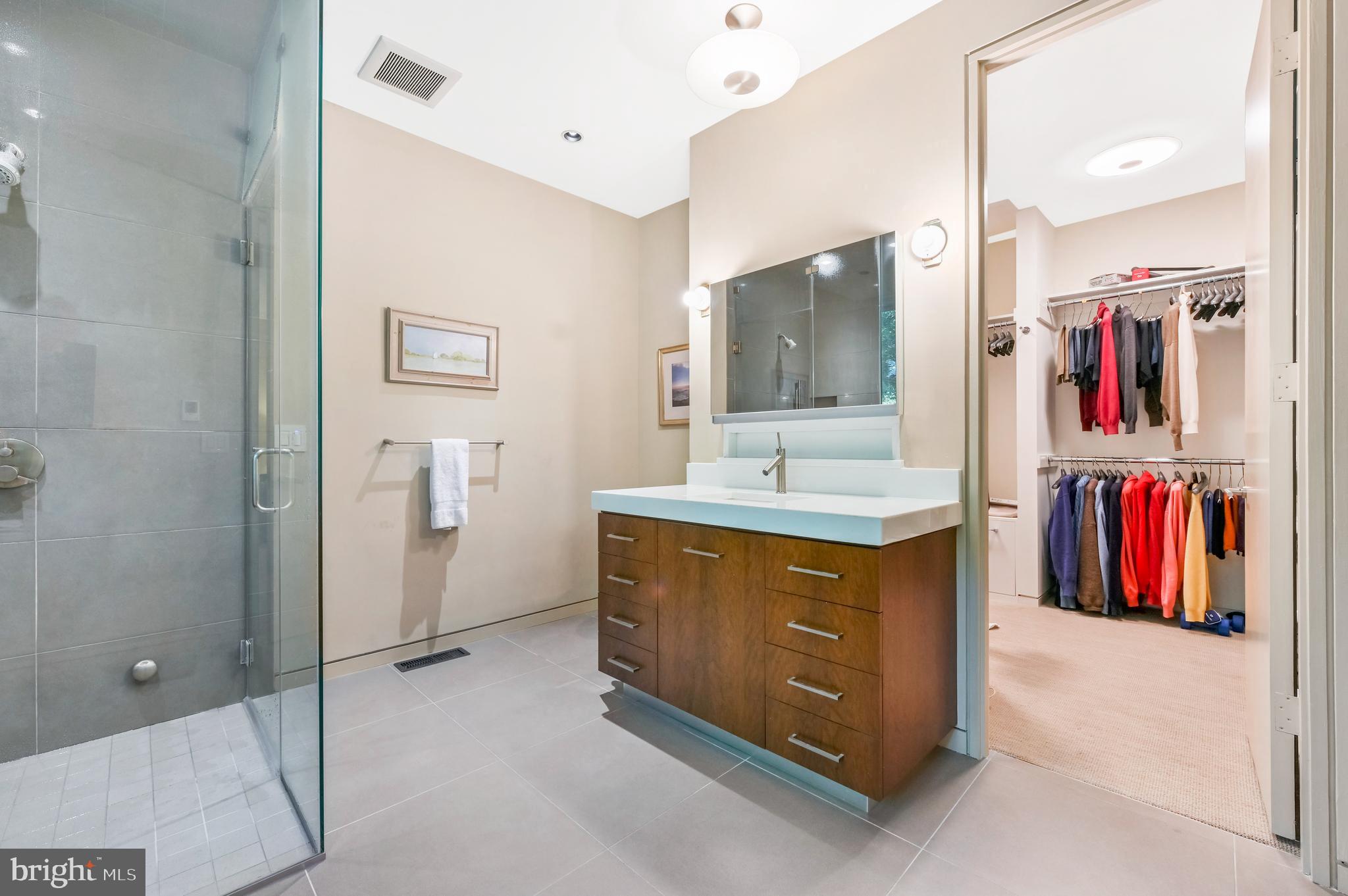 ROCKLAND - Residential